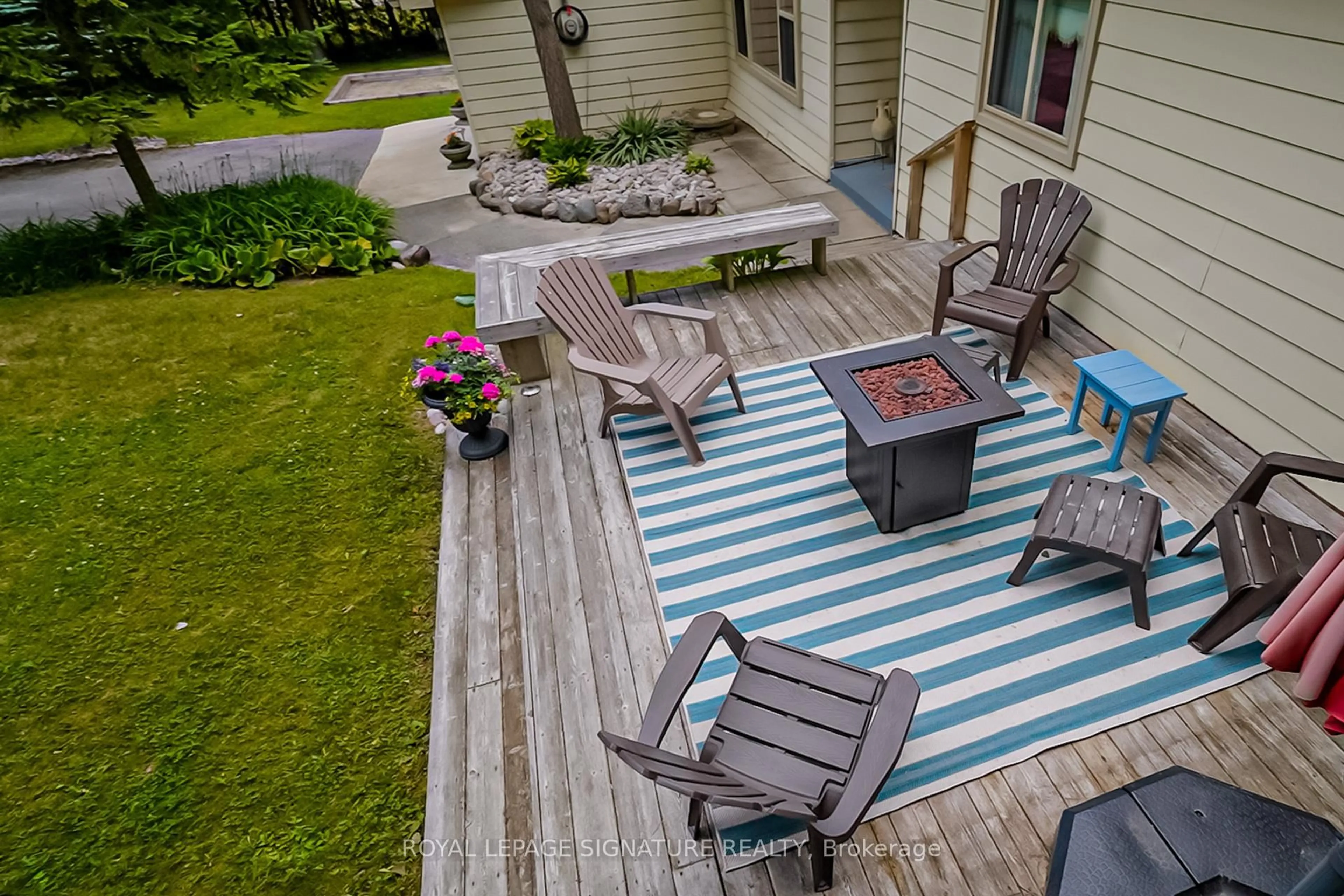 Patio, water/lake/river/ocean view for 107 Nicole Blvd, Tiny Ontario L0L 2T0