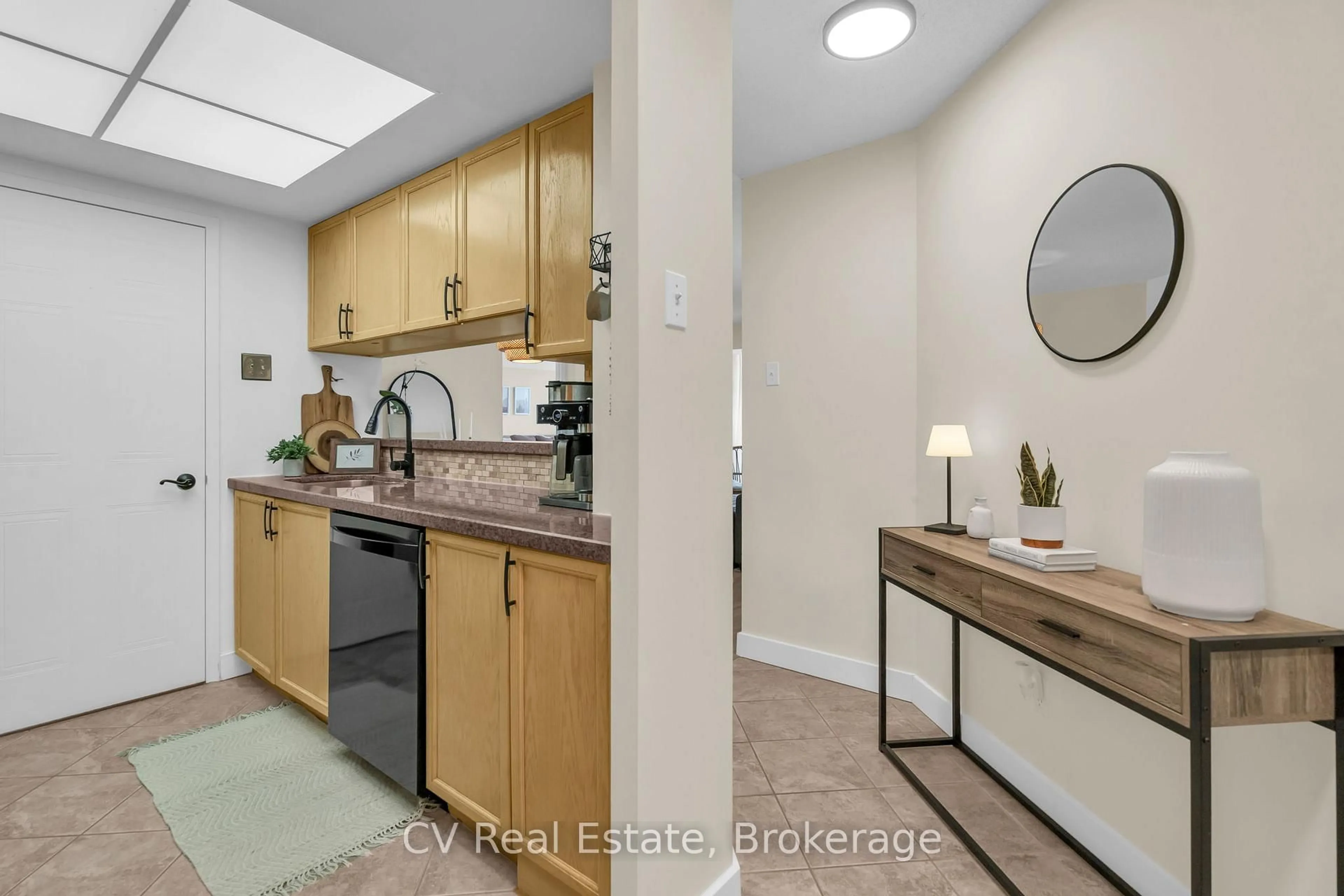 Open concept kitchen, unknown for 75 Ellen St #811, Barrie Ontario L4N 7R6