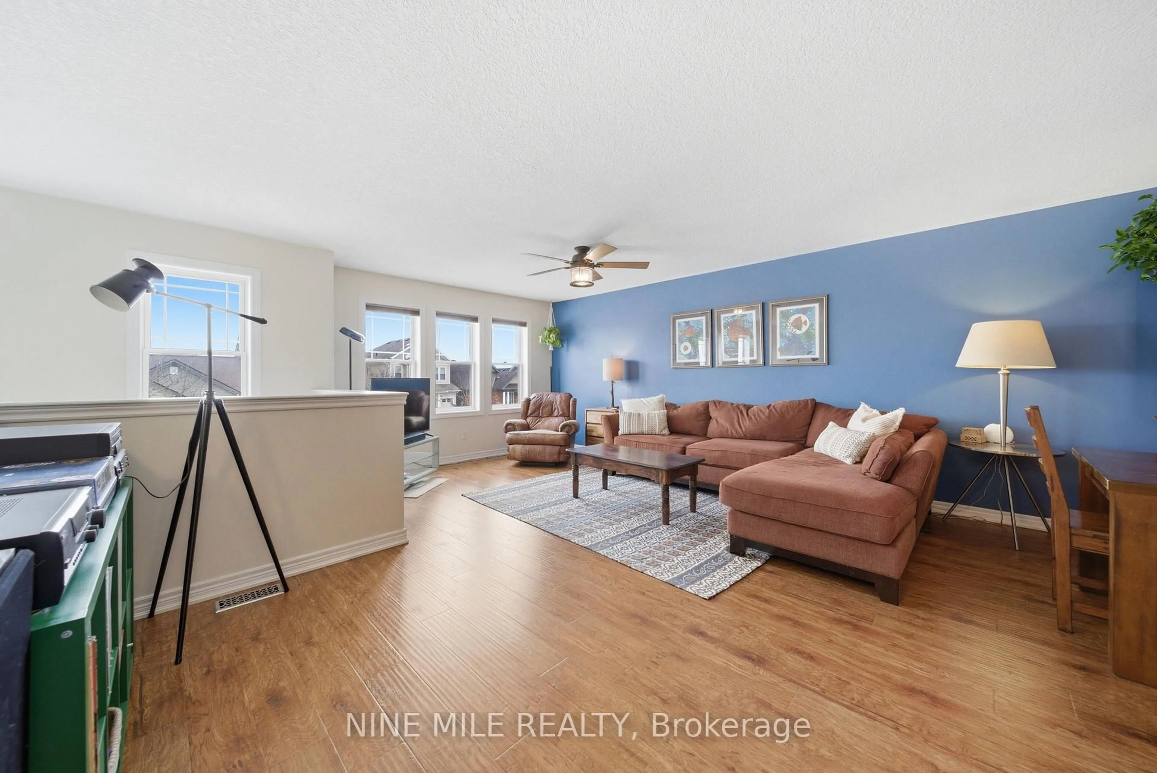 Living room with furniture, unknown for 100 Pearl Dr, Orillia Ontario L3V 0A7