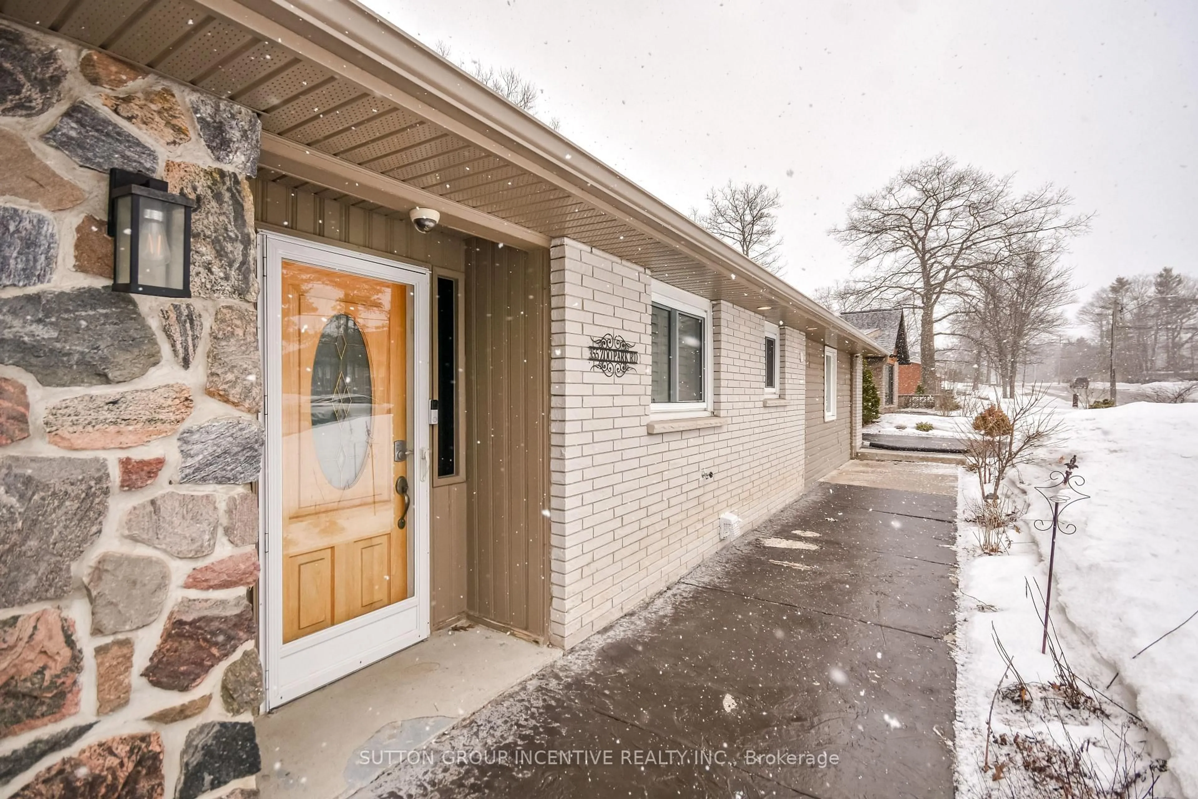 Unknown for 355 Zoo Park Rd, Wasaga Beach Ontario L9Z 1S7