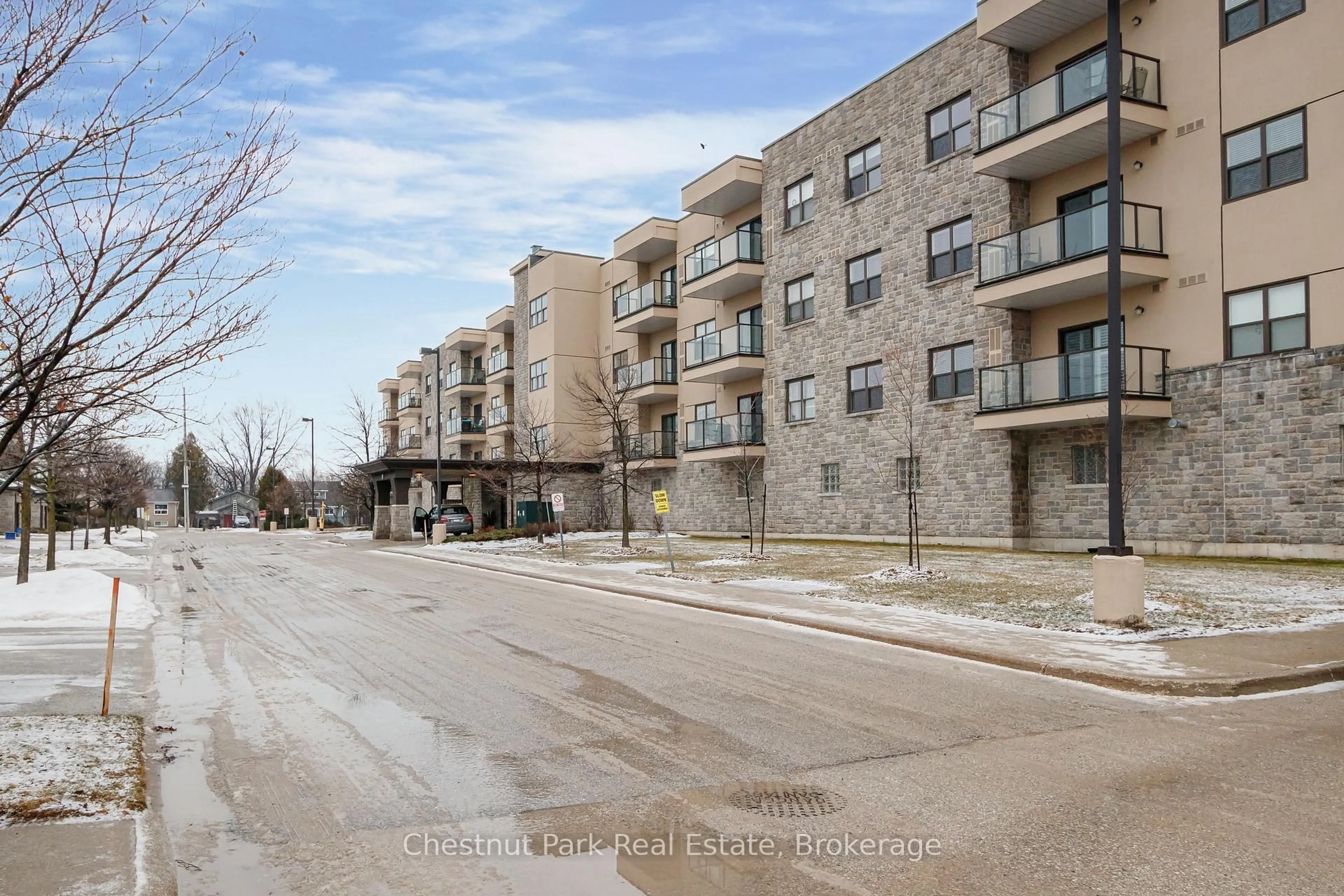 Unknown for 91 Raglan St #412, Collingwood Ontario L9Y 0B2