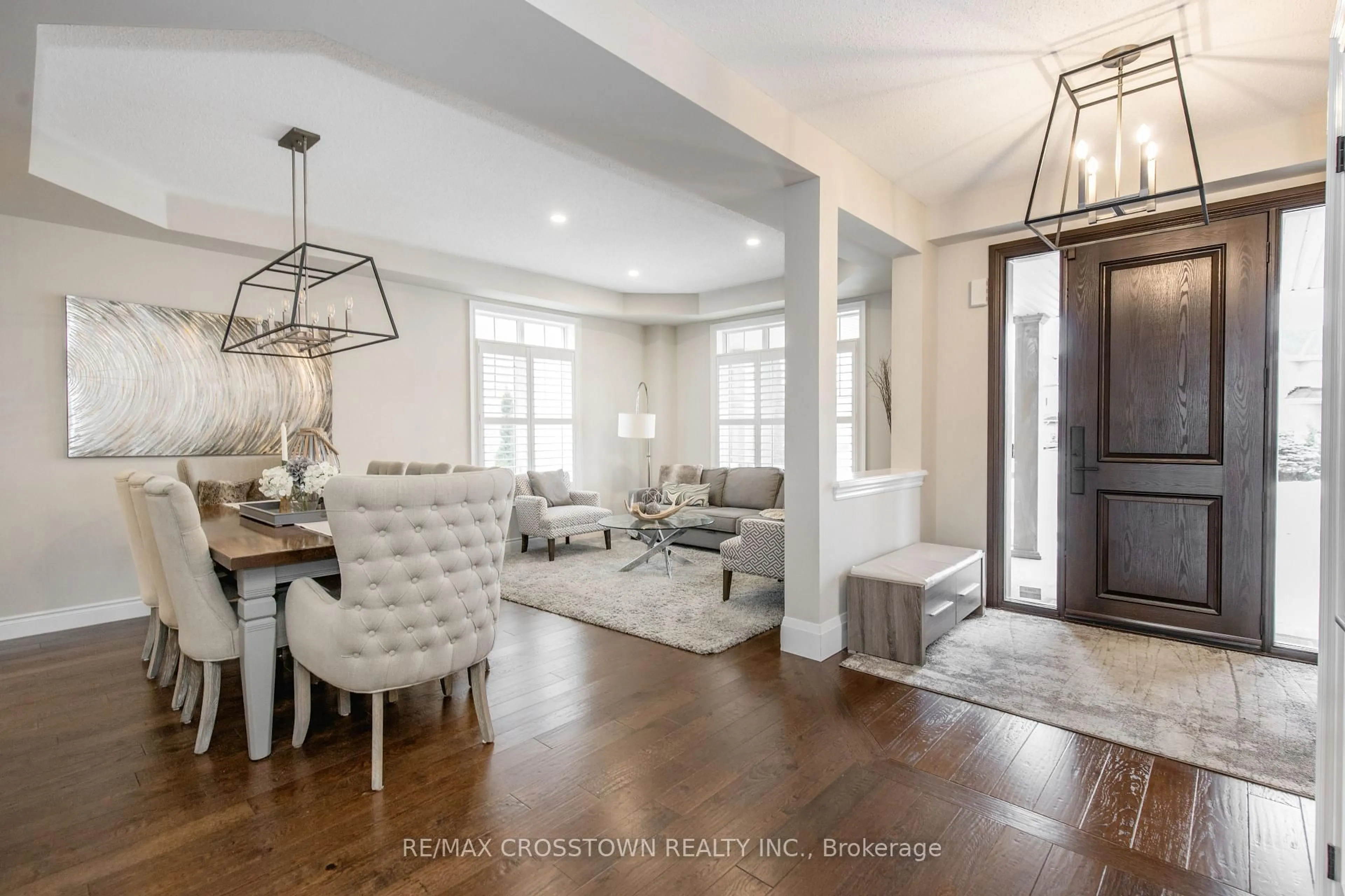 Unknown for 58 Versailles Cres, Barrie Ontario L4M 0B8