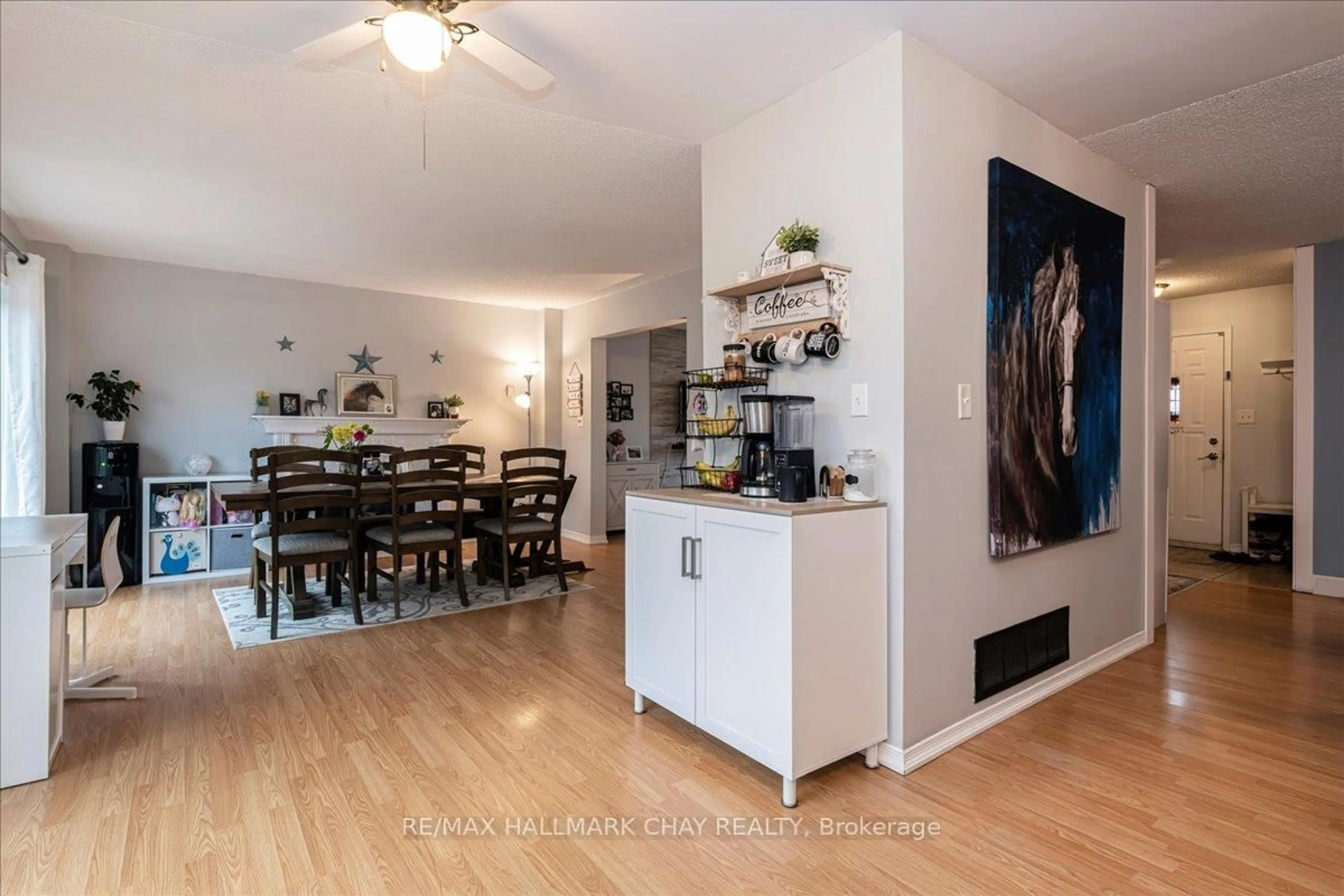 Unknown for 11 Garibaldi Dr, Barrie Ontario L4N 8C3