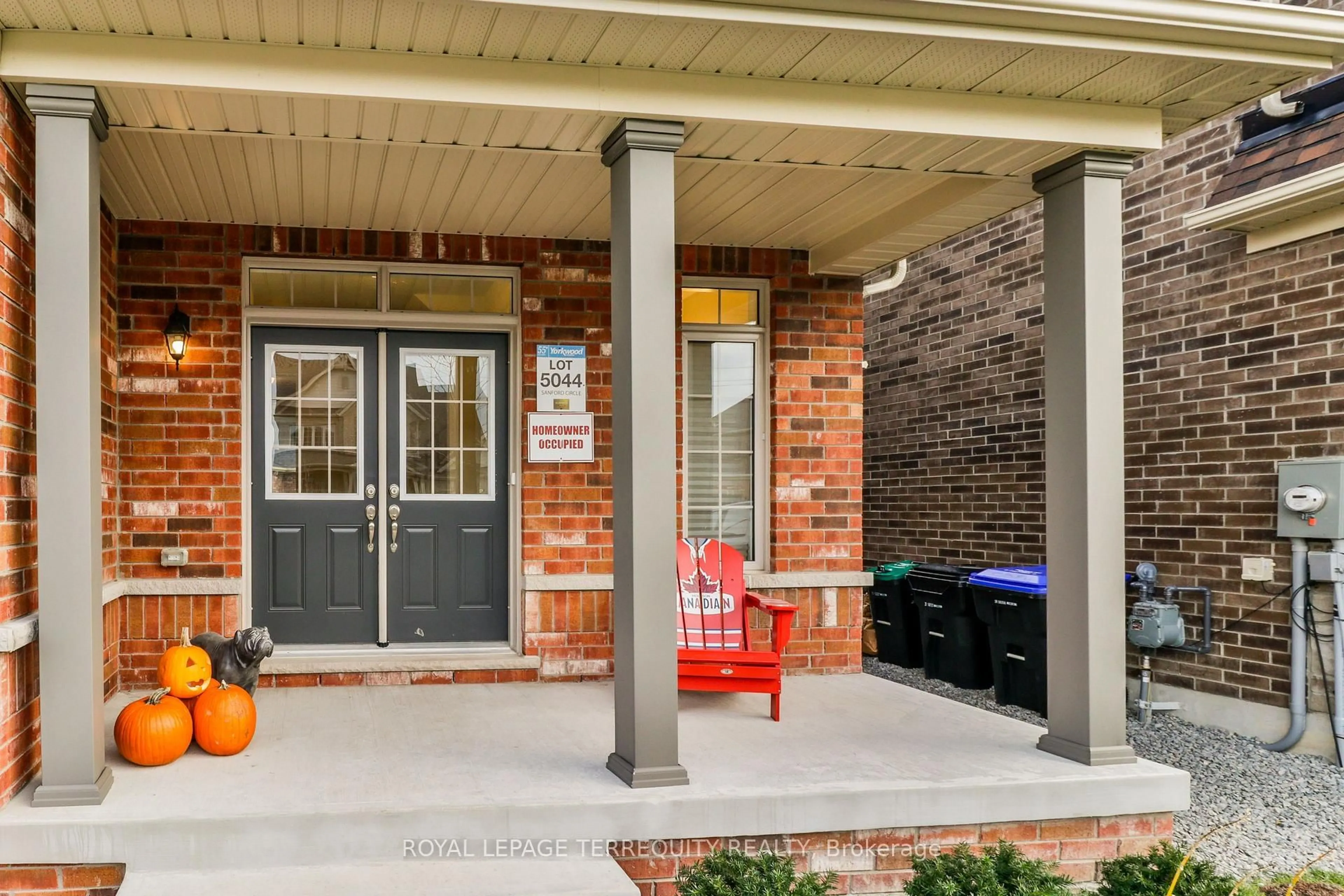 Home with brick exterior material, street for 26 Sanford Circ, Springwater Ontario L9X 2A8