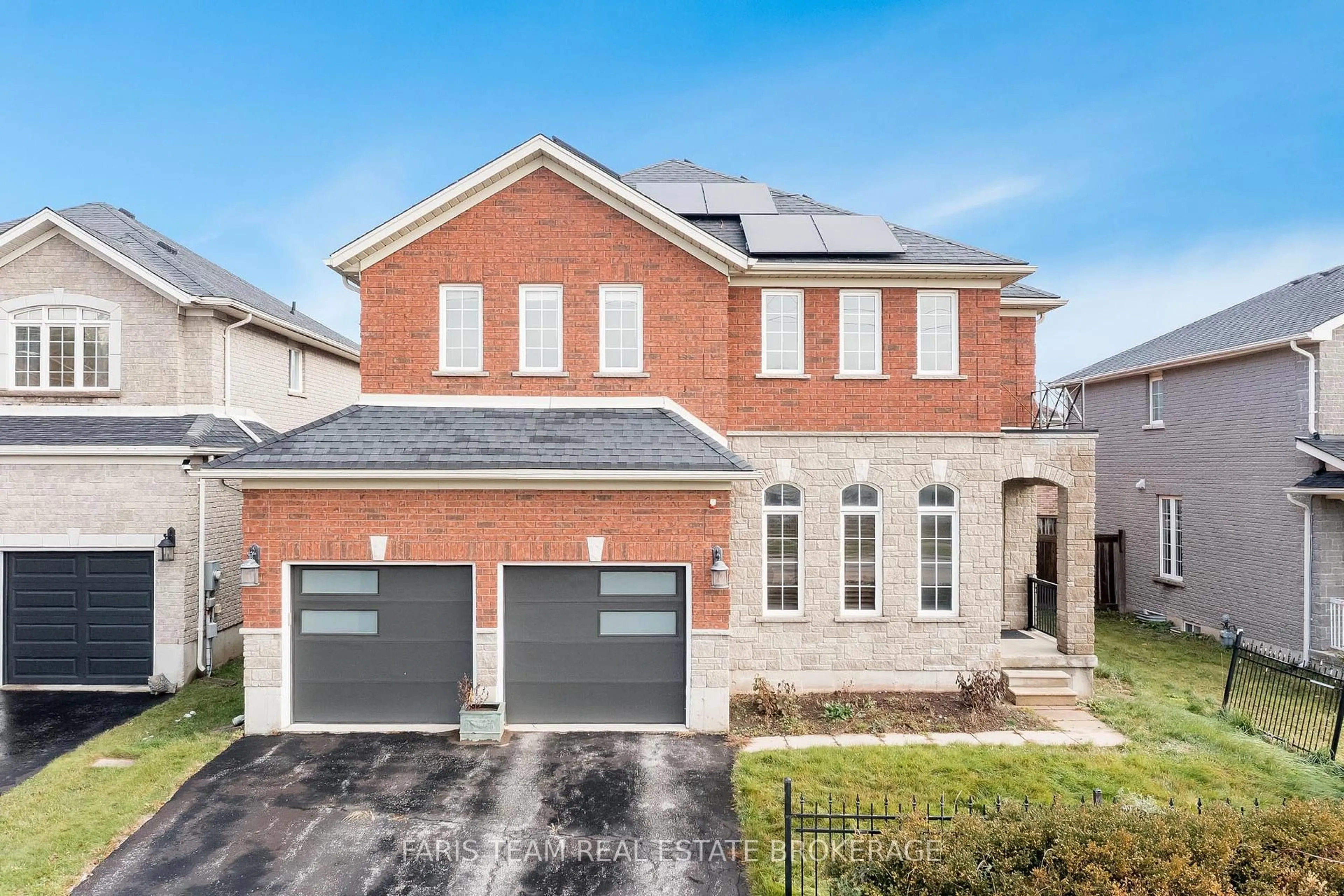 Home with brick exterior material, street for 3 Prince William Way, Barrie Ontario L4N 0Y9