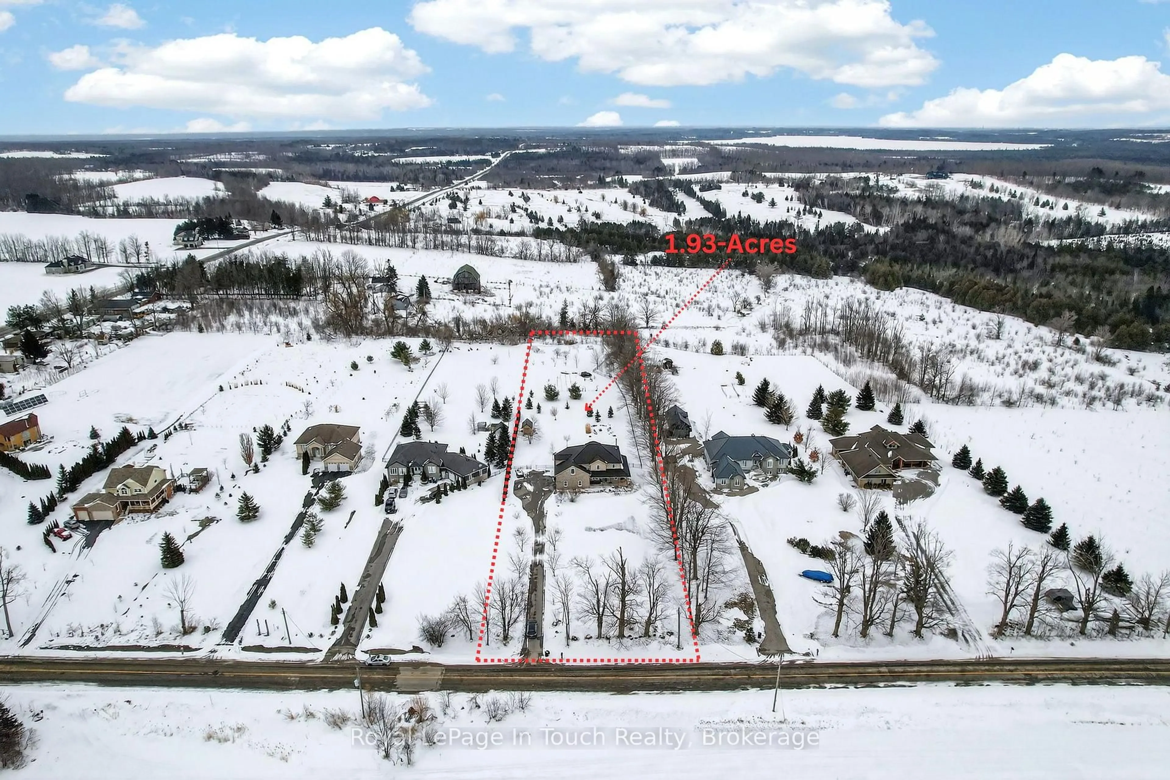 A pic from outside/outdoor area/front of a property/back of a property/a pic from drone, unknown for 3225 10 Line, Oro-Medonte Ontario L0L 1T0