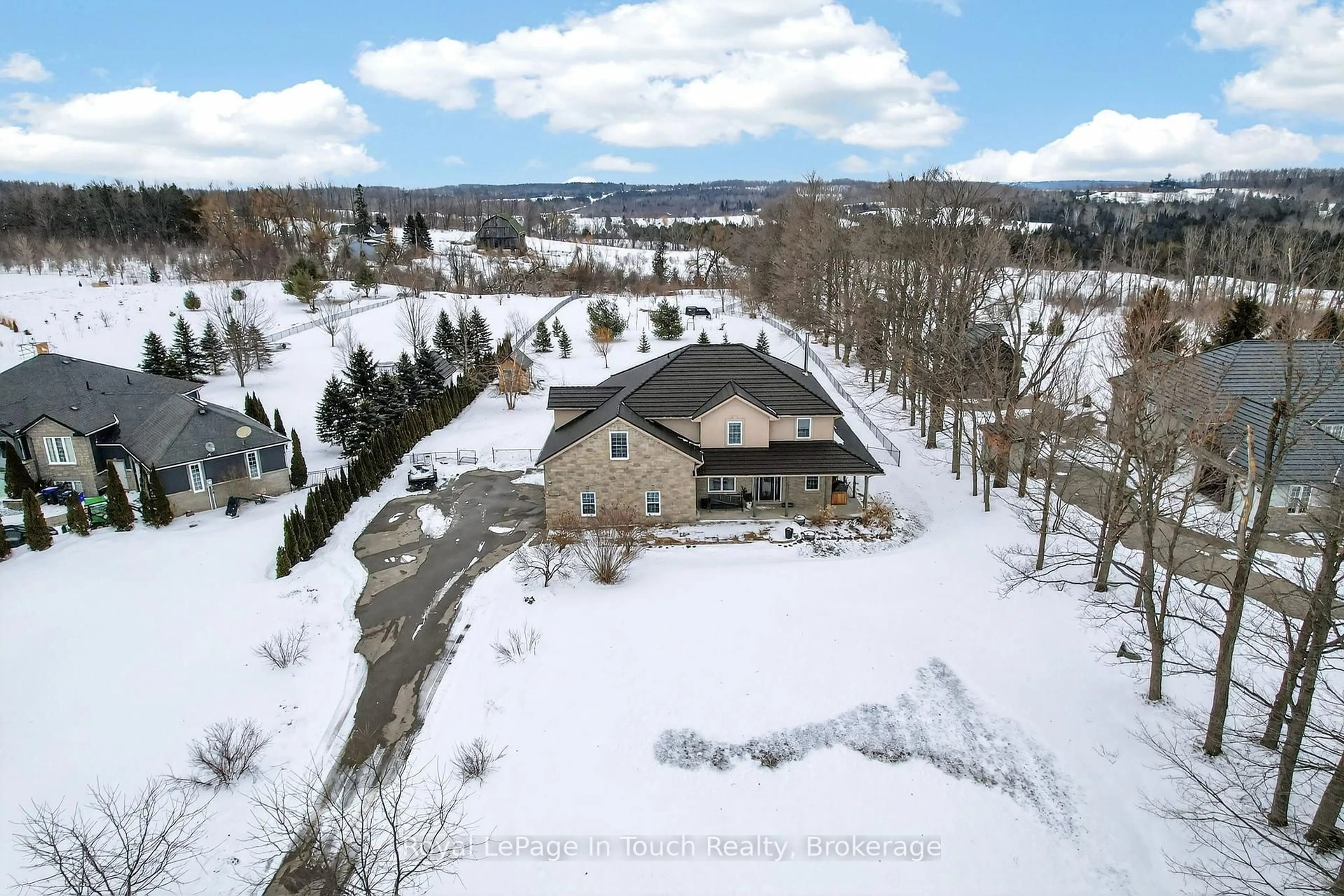 A pic from outside/outdoor area/front of a property/back of a property/a pic from drone, unknown for 3225 10 Line, Oro-Medonte Ontario L0L 1T0