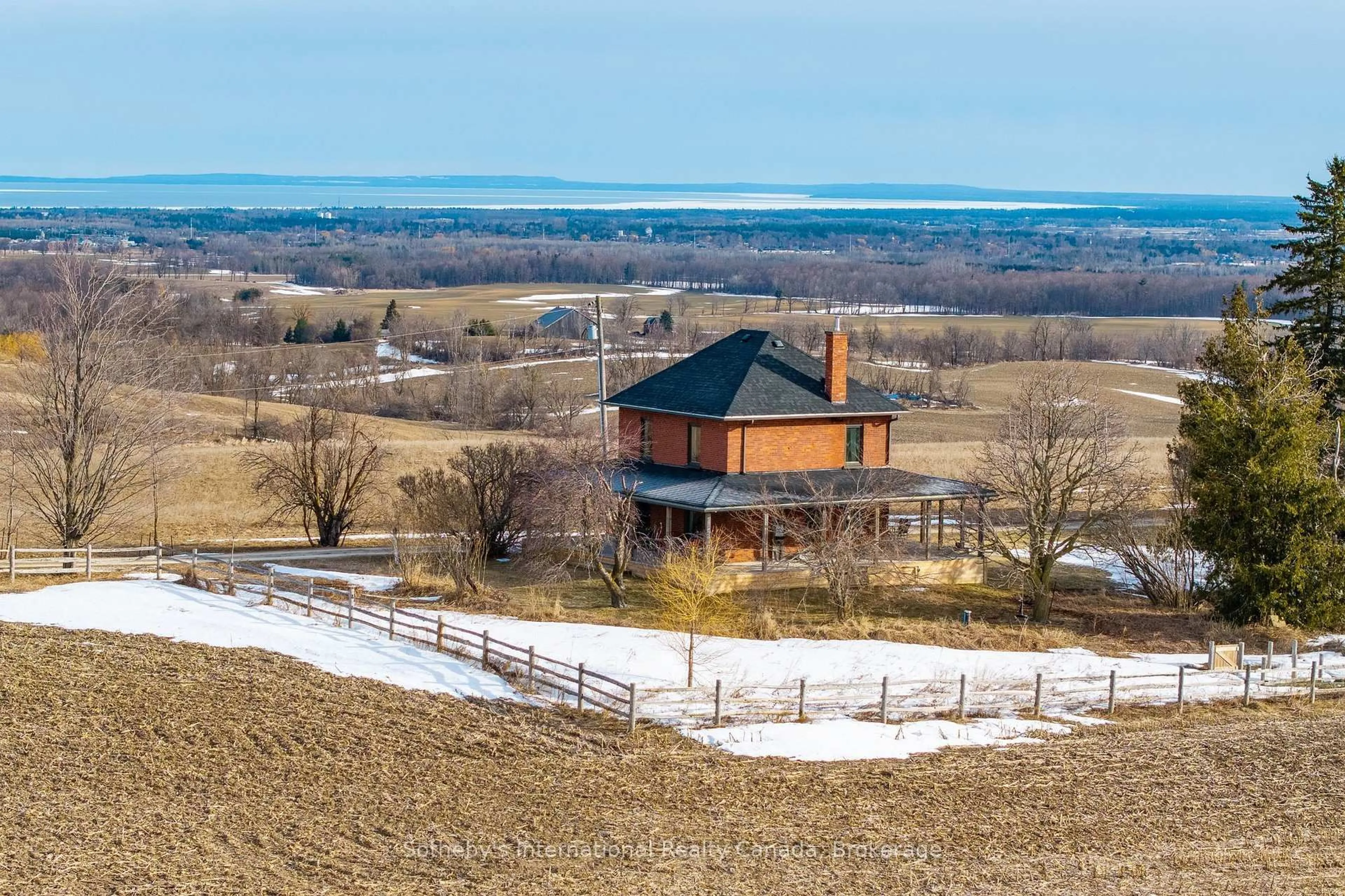 A pic from outside/outdoor area/front of a property/back of a property/a pic from drone, water/lake/river/ocean view for 1943 Fairgrounds Rd, Clearview Ontario L0M 1G0