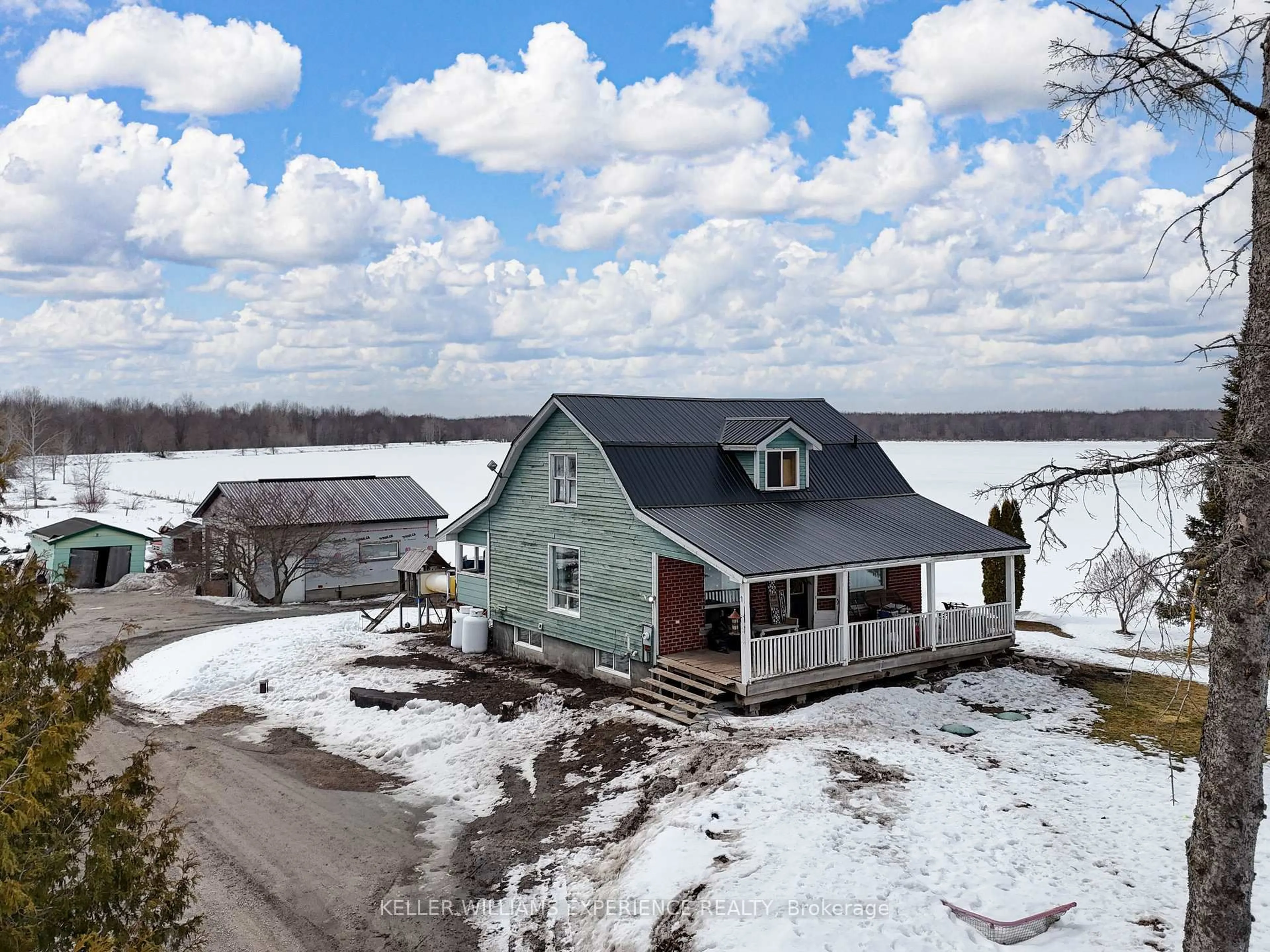A pic from outside/outdoor area/front of a property/back of a property/a pic from drone, water/lake/river/ocean view for 2418 Uhthoff Line, Severn Ontario L3V 6H4