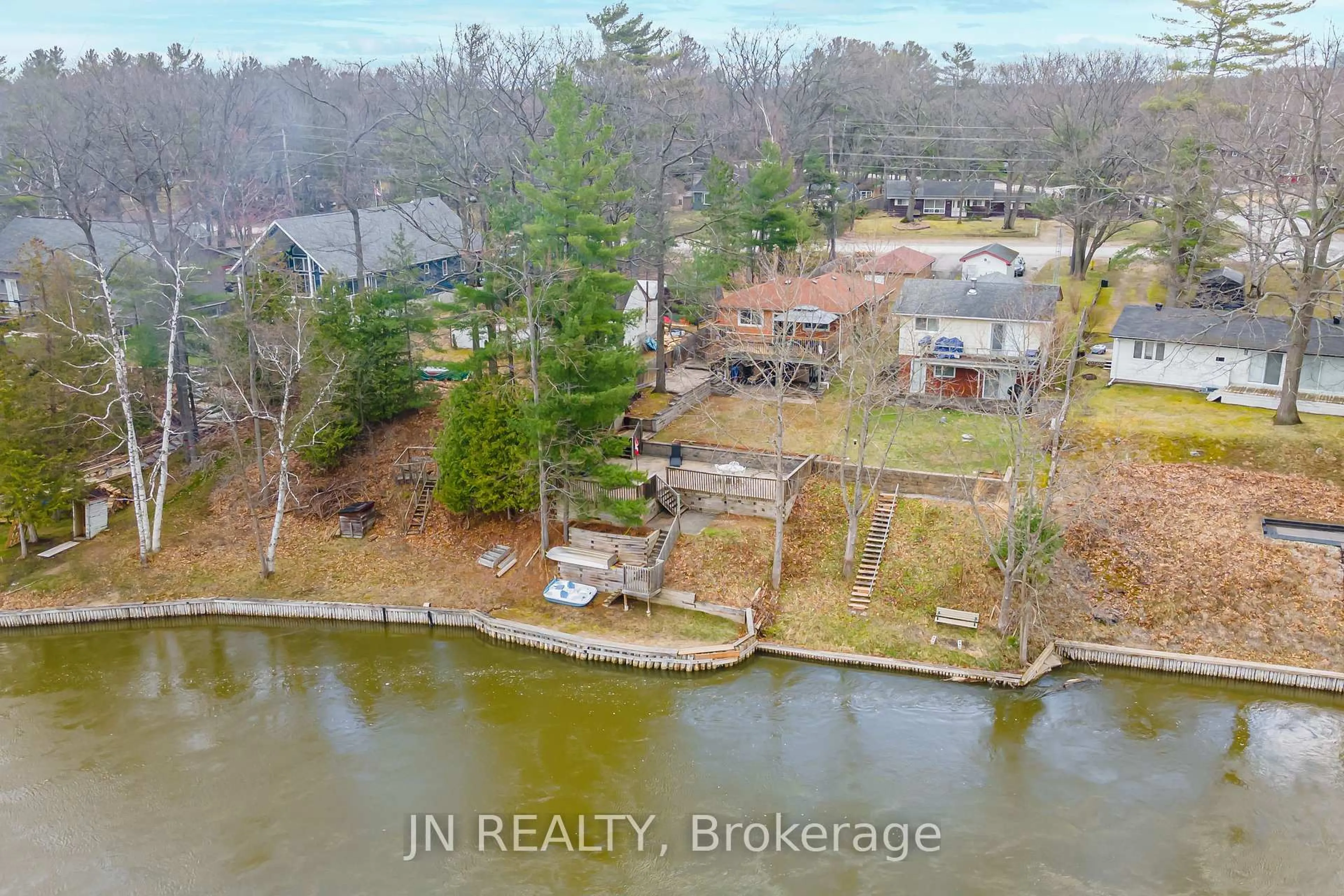 A pic from outside/outdoor area/front of a property/back of a property/a pic from drone, water/lake/river/ocean view for 322 Oxbow Park Dr, Wasaga Beach Ontario L9Z 2V6