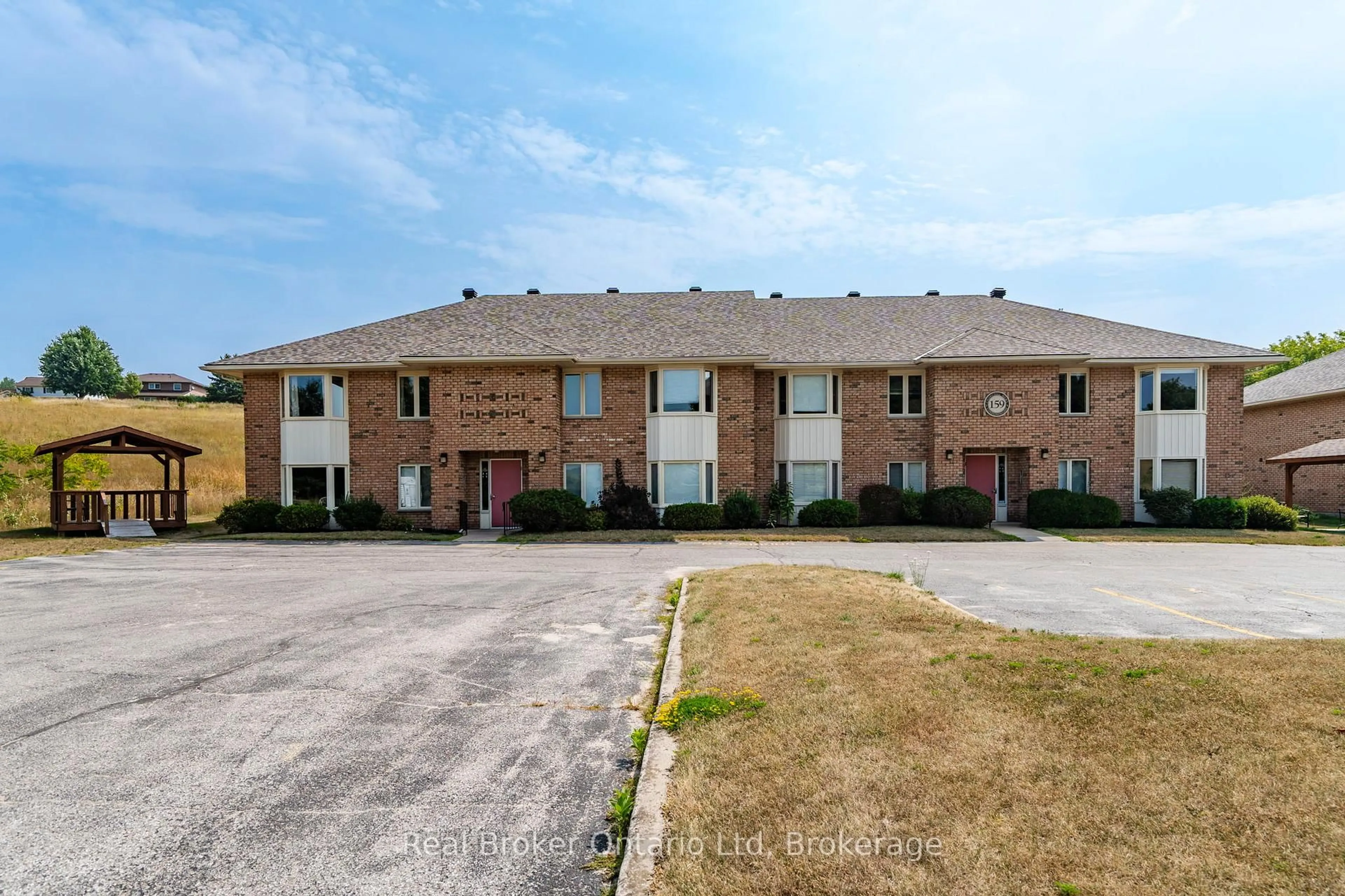 A pic from outside/outdoor area/front of a property/back of a property/a pic from drone, street for 159 Church St #2, Penetanguishene Ontario L9M 1E4