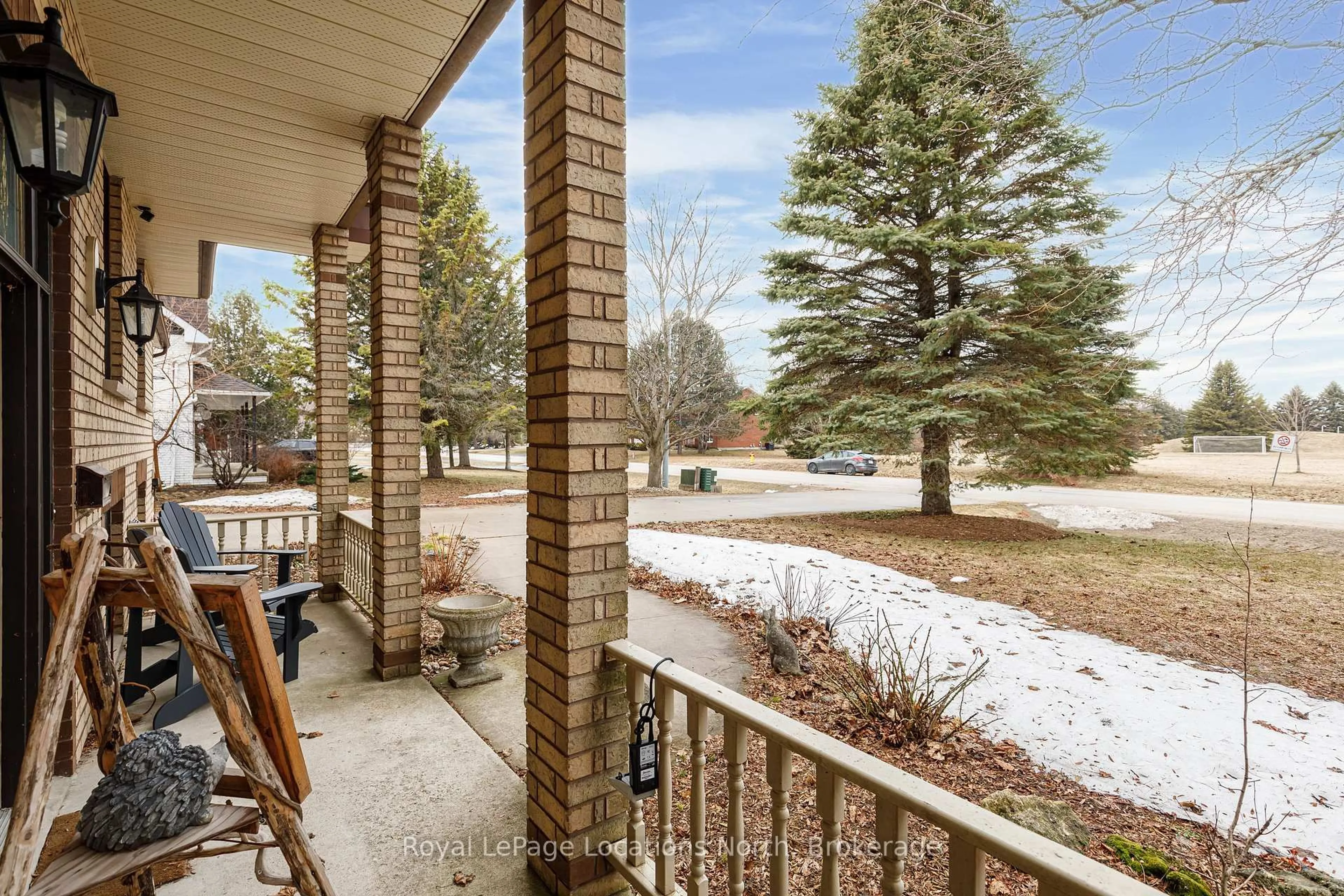 Patio, water/lake/river/ocean view for 15 Blackburn Ave, Clearview Ontario L0M 1P0