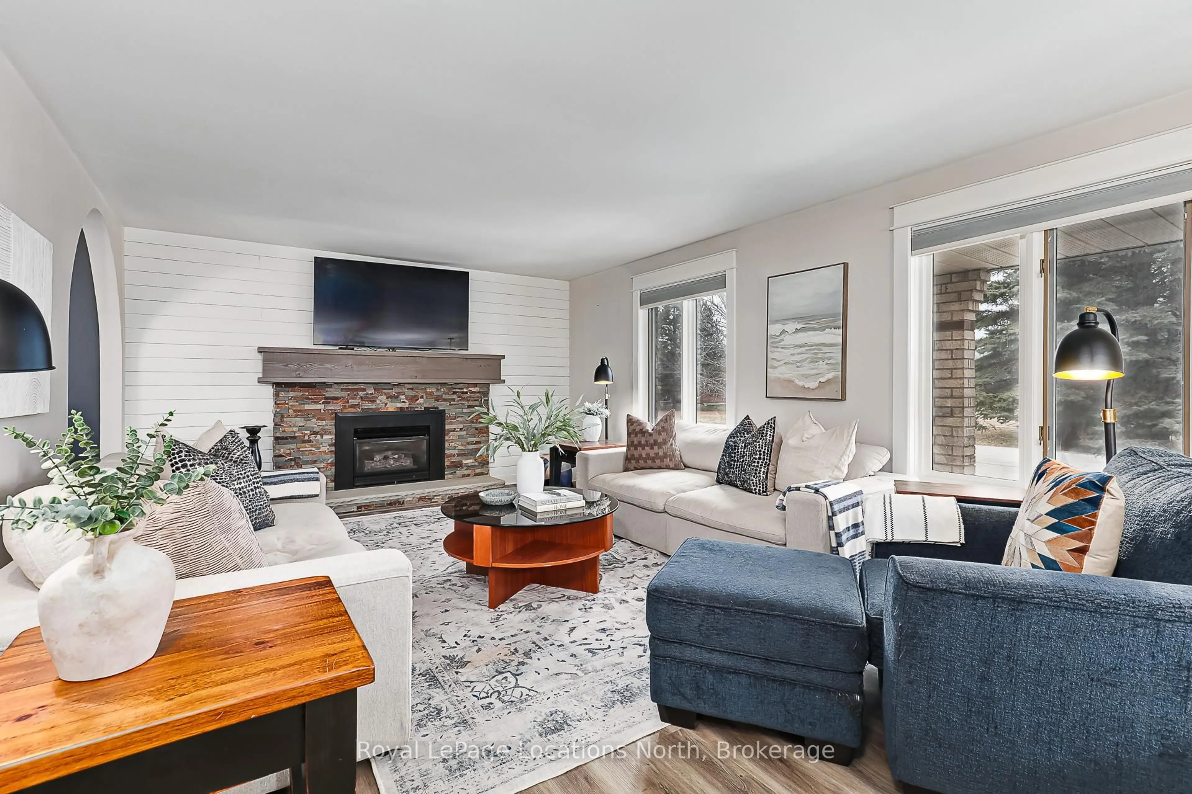 Living room with furniture, unknown for 15 Blackburn Ave, Clearview Ontario L0M 1P0