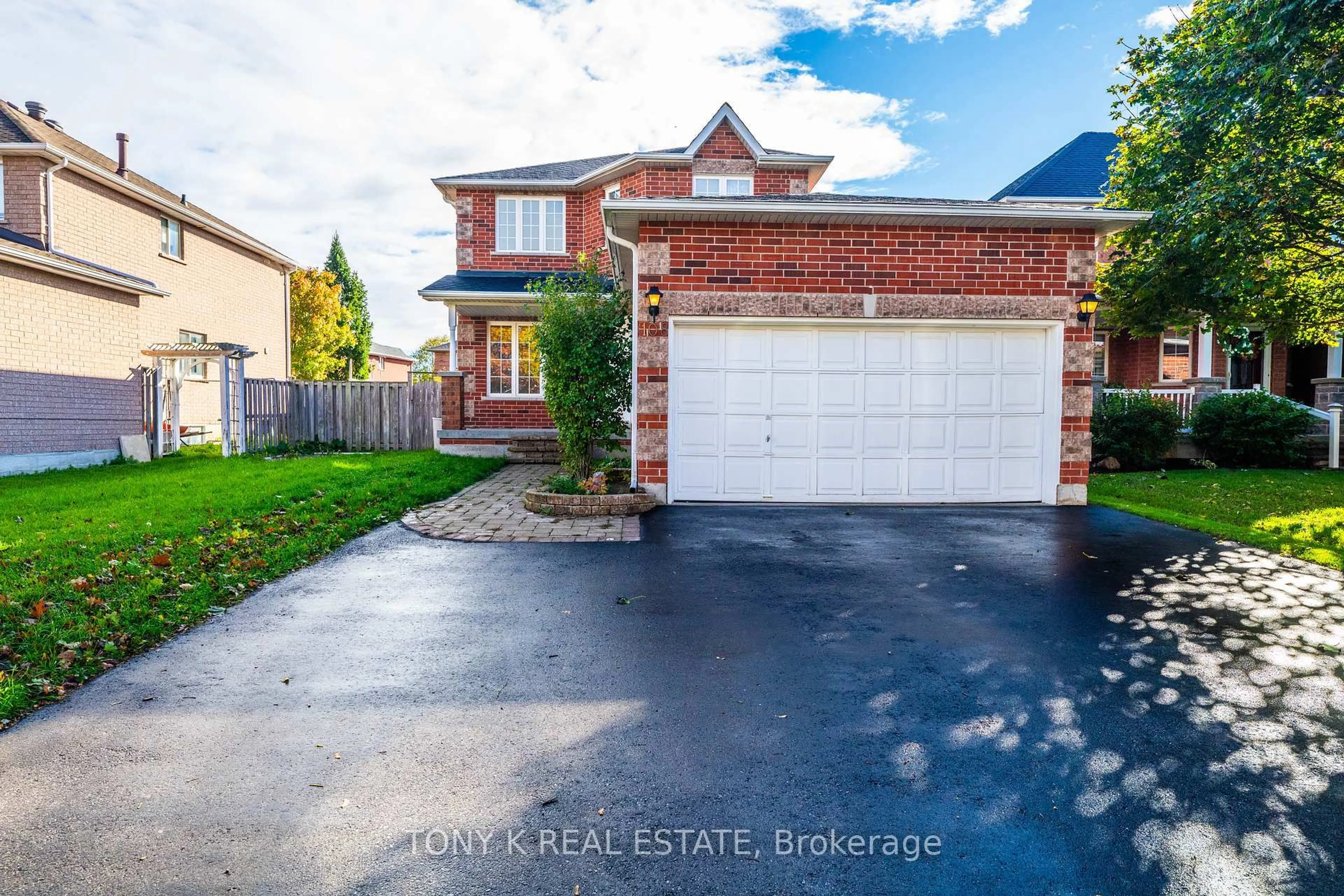 Unknown for 108 Kingsridge Rd, Barrie Ontario L4N 8K5