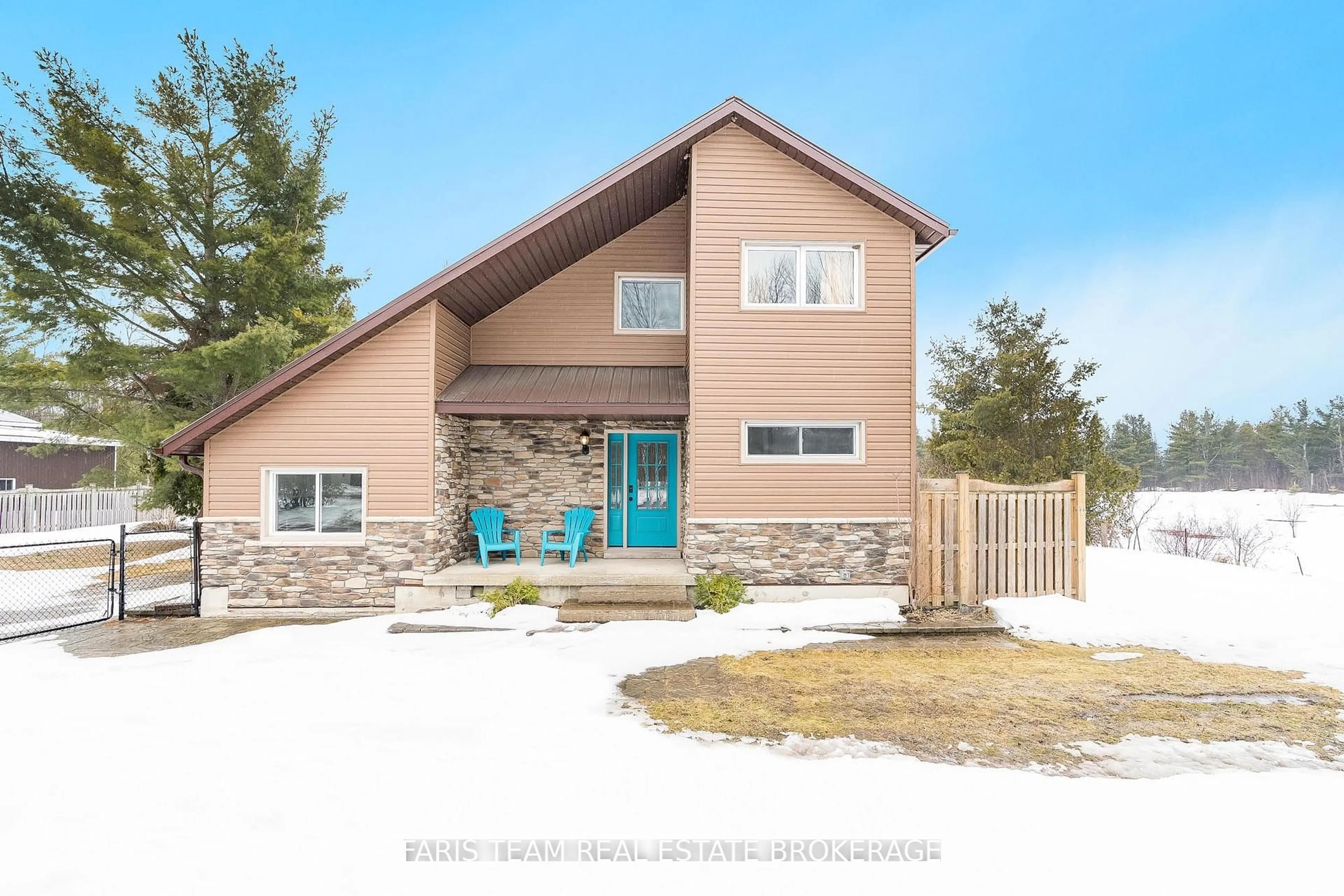 Home with brick exterior material, unknown for 1872 Anderson Line, Severn Ontario L0K 1E0