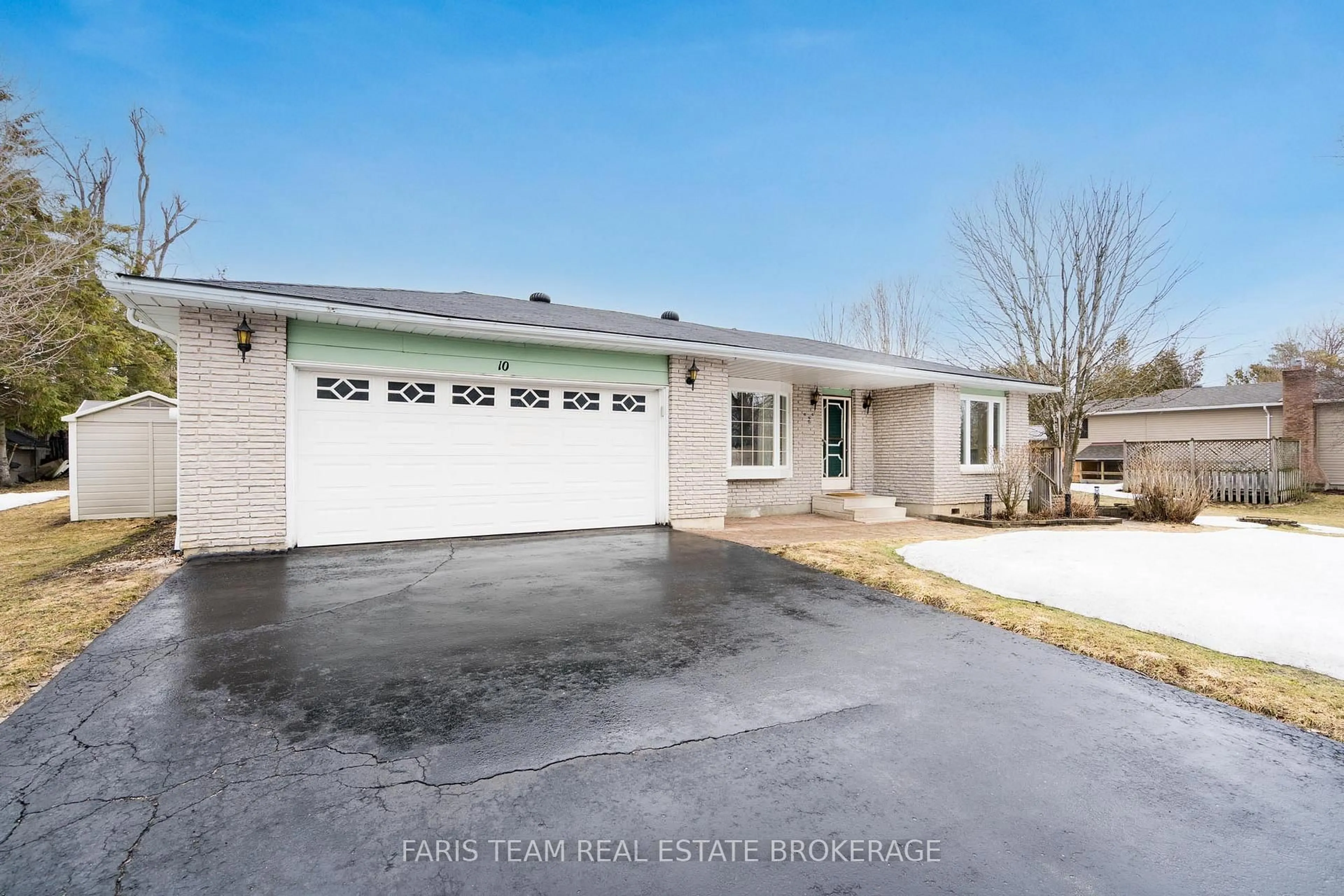 Unknown for 10 William St, Oro-Medonte Ontario L0L 2L0