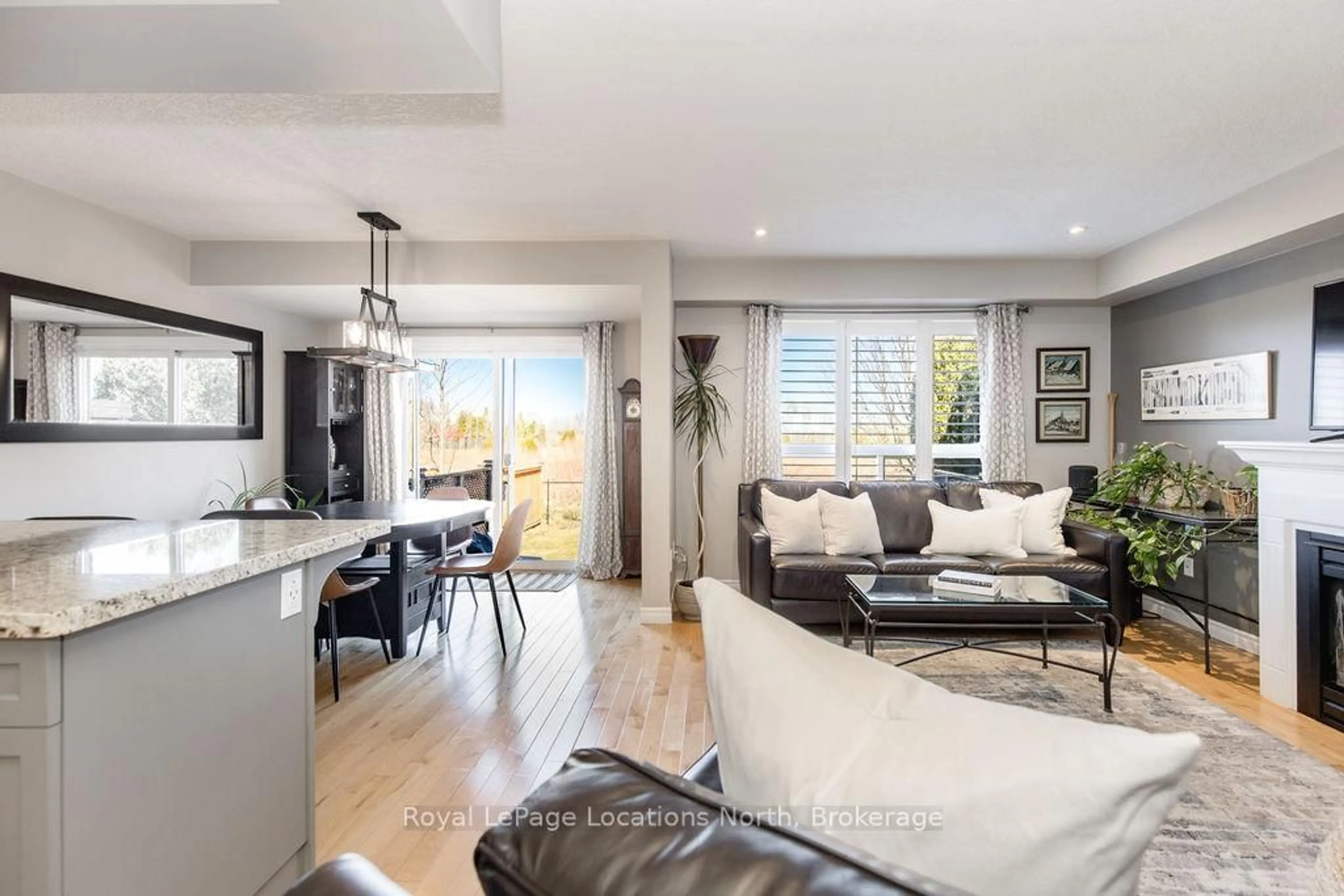 Open concept kitchen, unknown for 45 Sherwood St, Collingwood Ontario L9Y 0C5