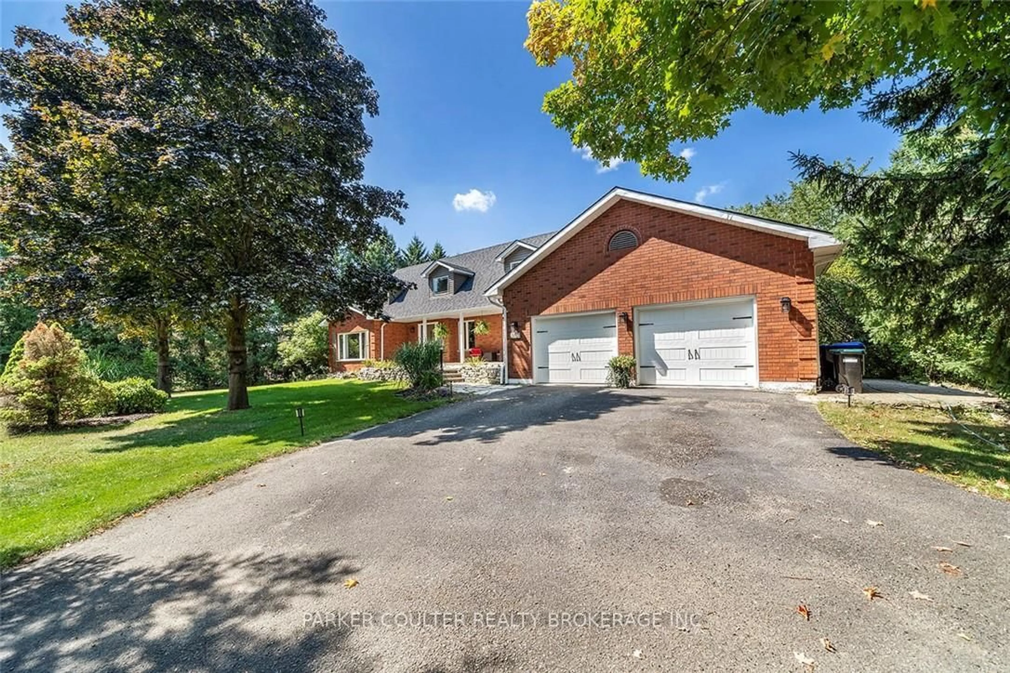 A pic from outside/outdoor area/front of a property/back of a property/a pic from drone, street for 2038 Snow Valley Rd, Springwater Ontario L0L 1Y3