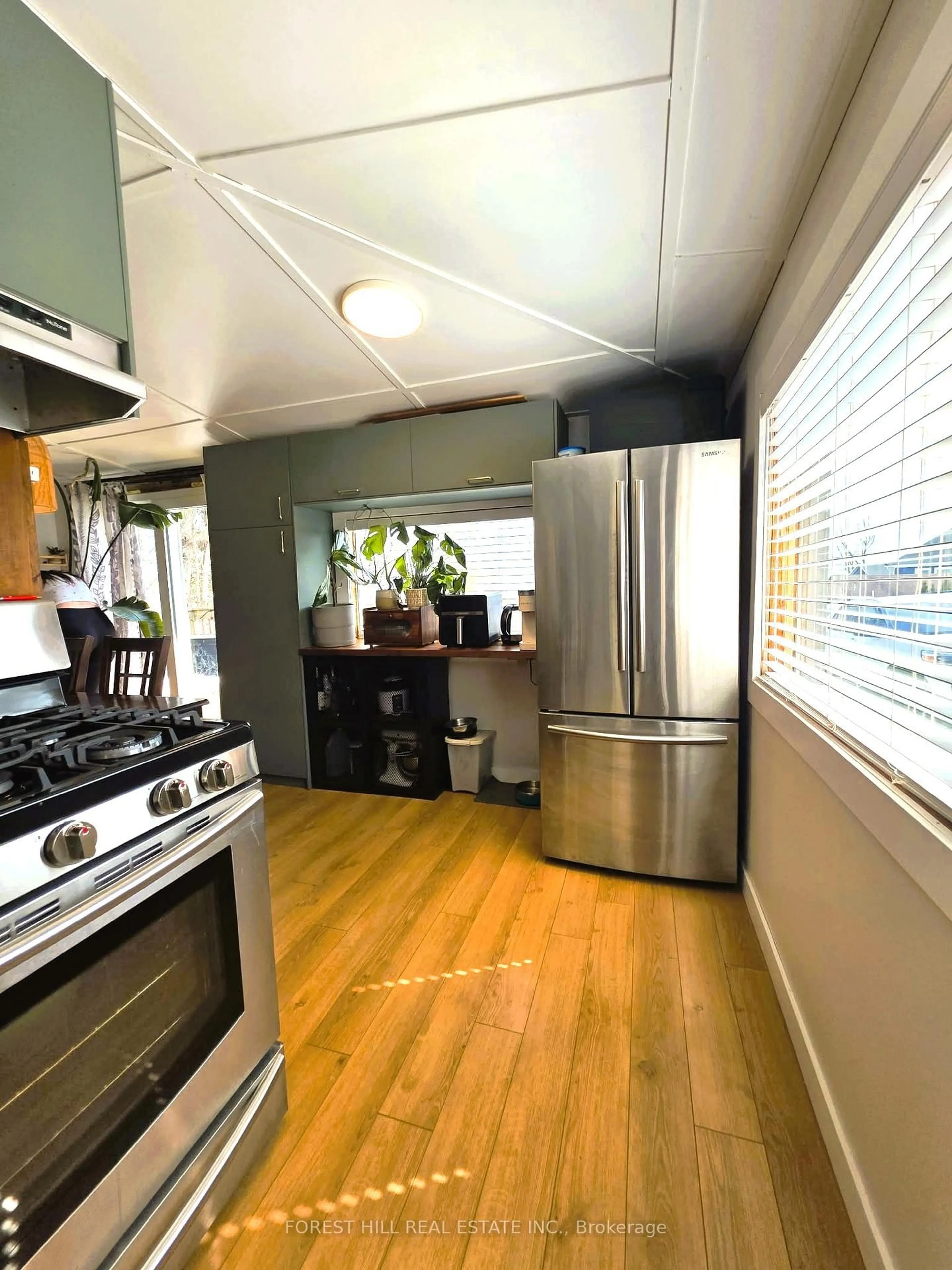 Unknown for 2224 Lakeshore Rd, Oro-Medonte Ontario L0L 1T0