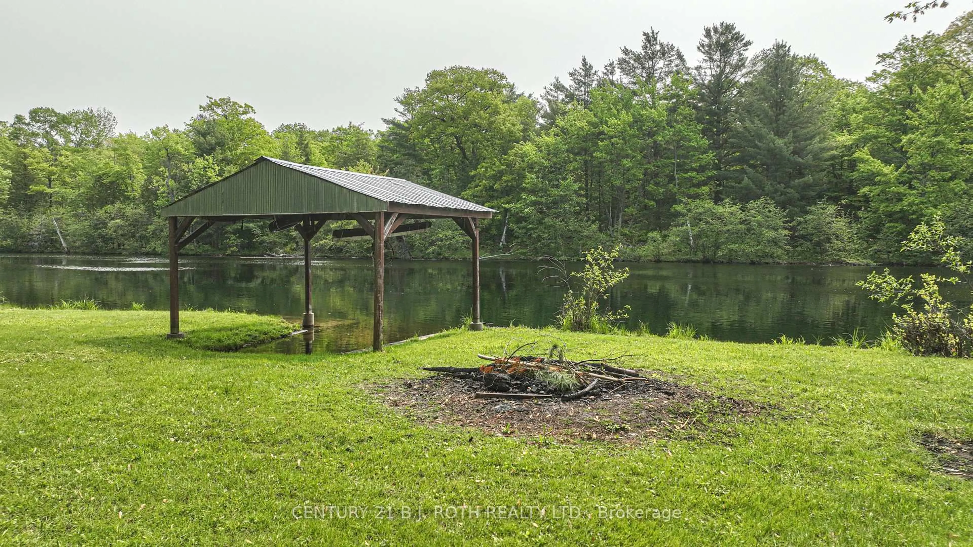 Unknown for 3456 Jean St, Severn Ontario L0K 2B0