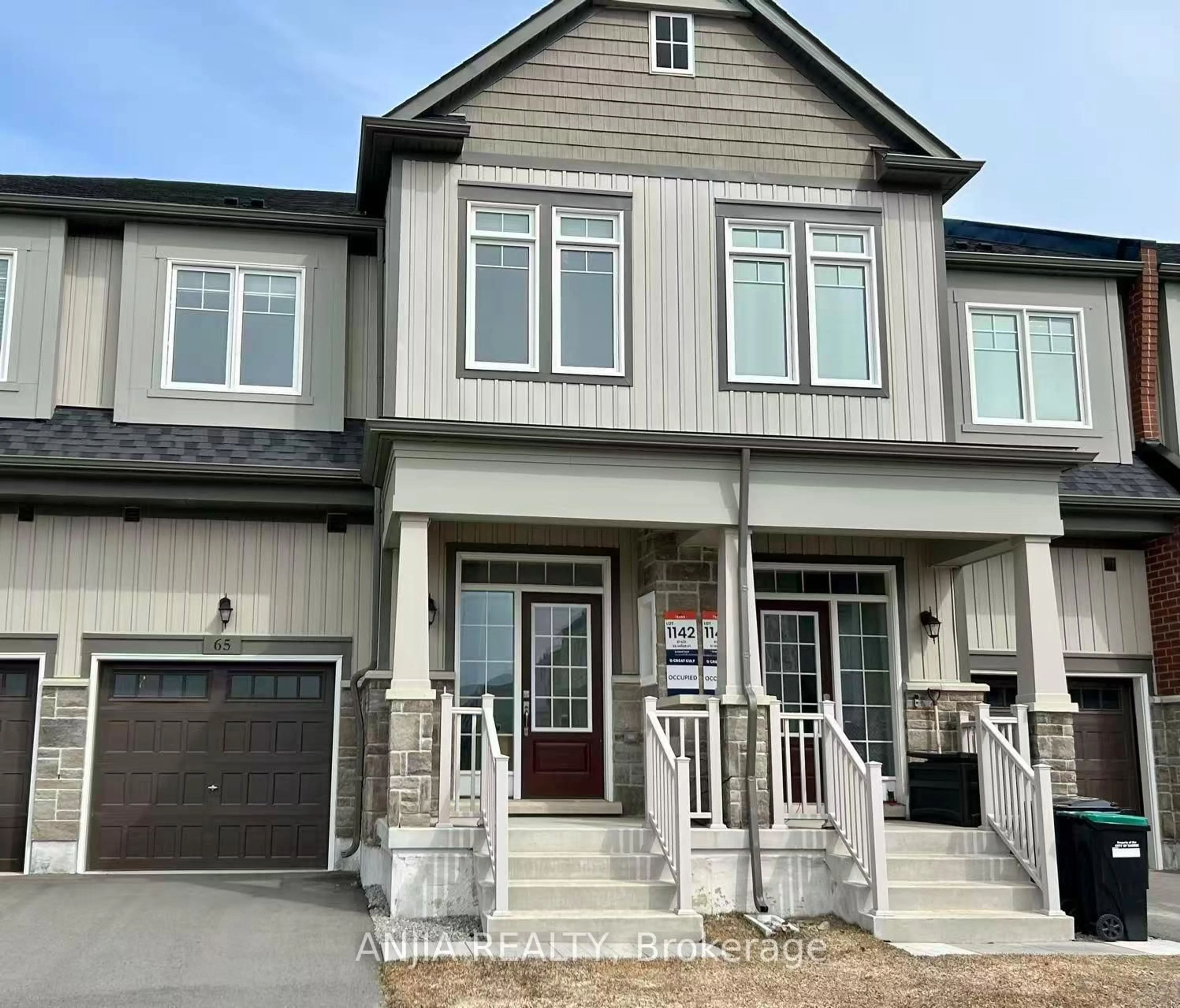 Home with vinyl exterior material, street for 65 Greer St, Barrie Ontario L9J 0R5