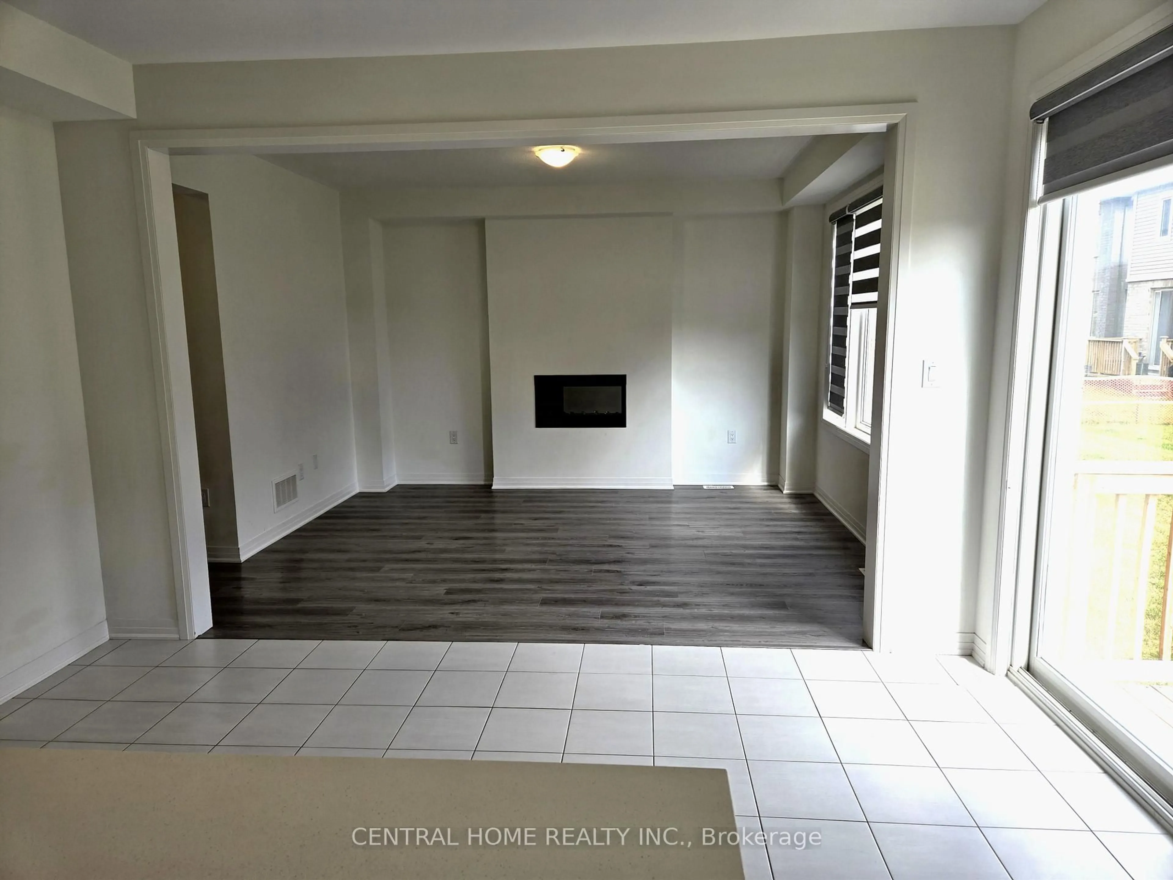 A pic of a room for 46 COPPERHILL Hts, Barrie Ontario L9S 2Z4