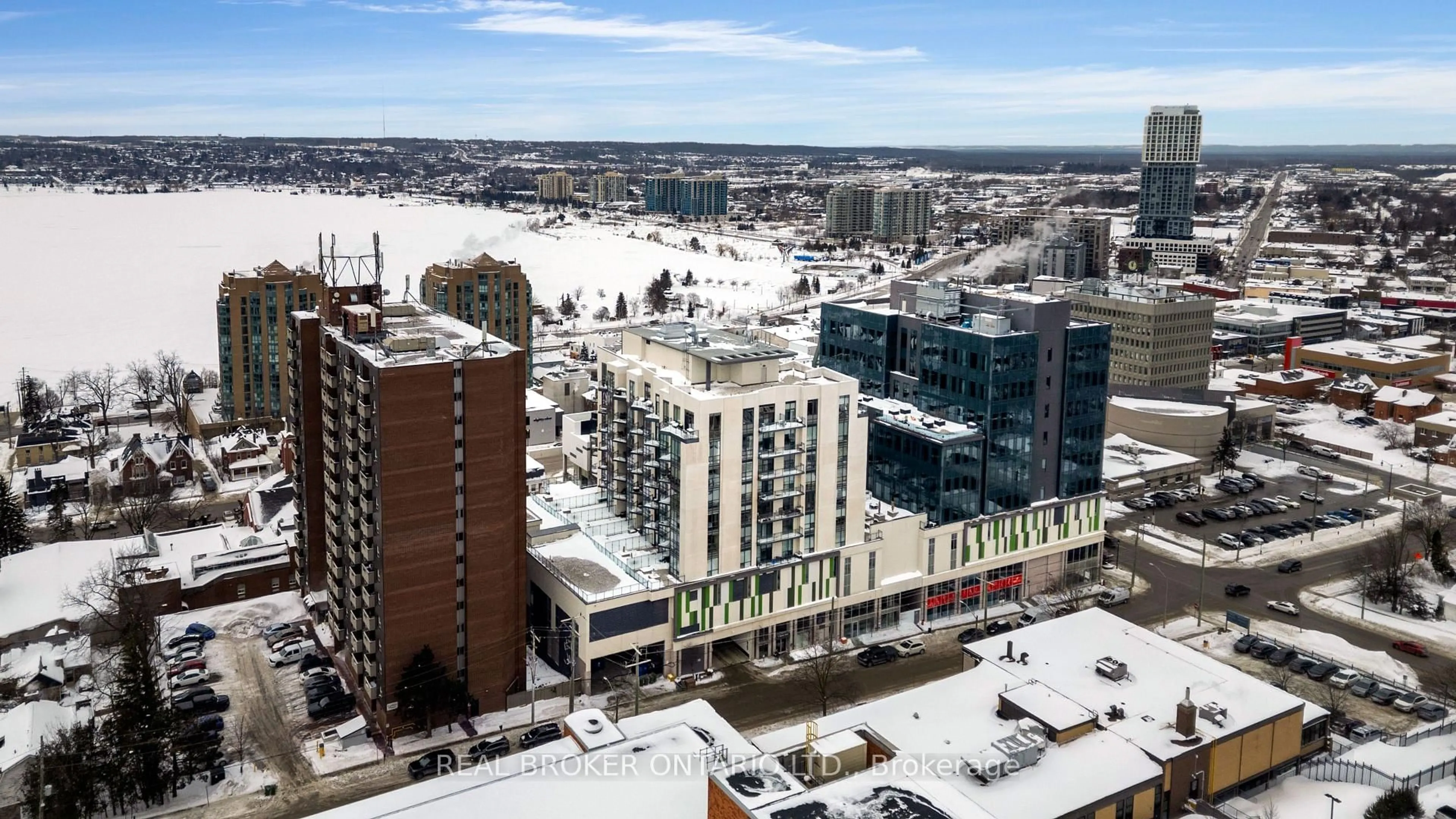 A pic from outside/outdoor area/front of a property/back of a property/a pic from drone, city buildings view from balcony for 111 Worsley St ##503, Barrie Ontario L4M 0J5