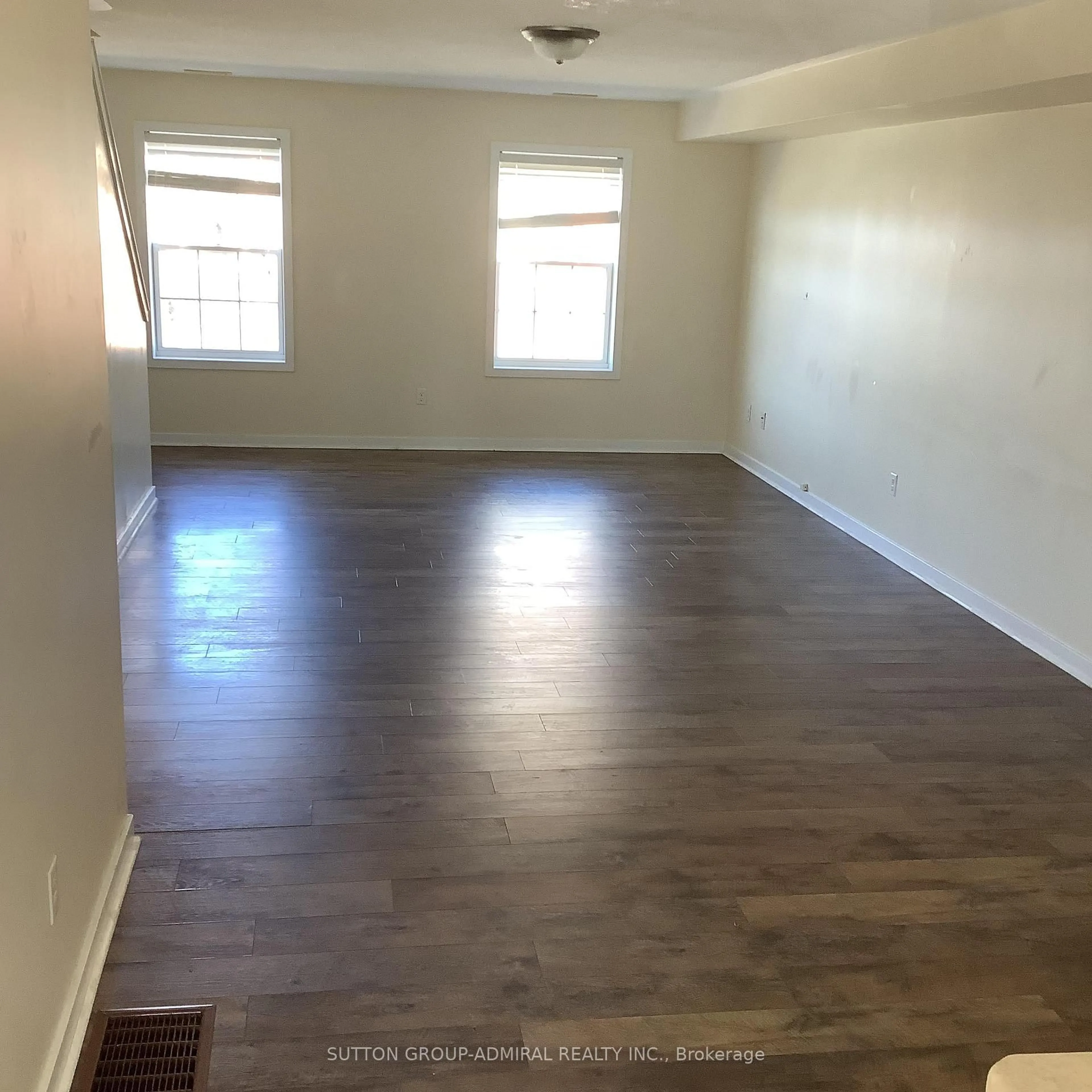 A pic of a room for 91 Coughlin Rd #35, Barrie Ontario L4N 0L5