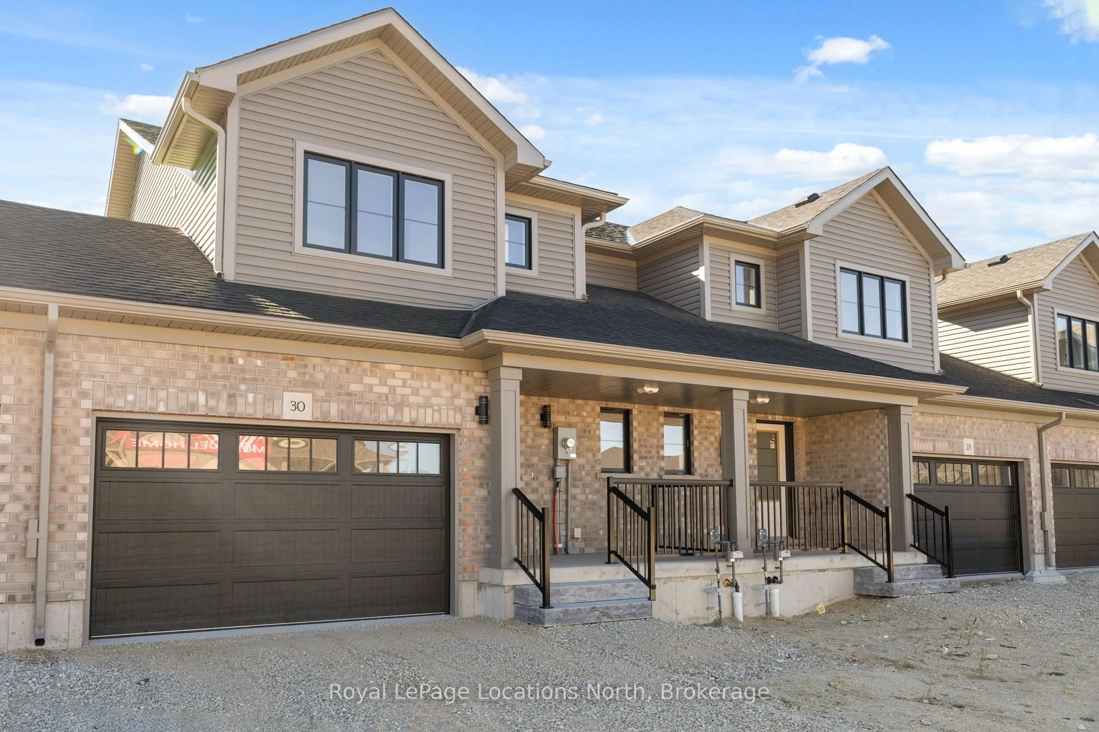 Home with brick exterior material, street for 28 Swain Cres, Collingwood Ontario L9Y 2L3