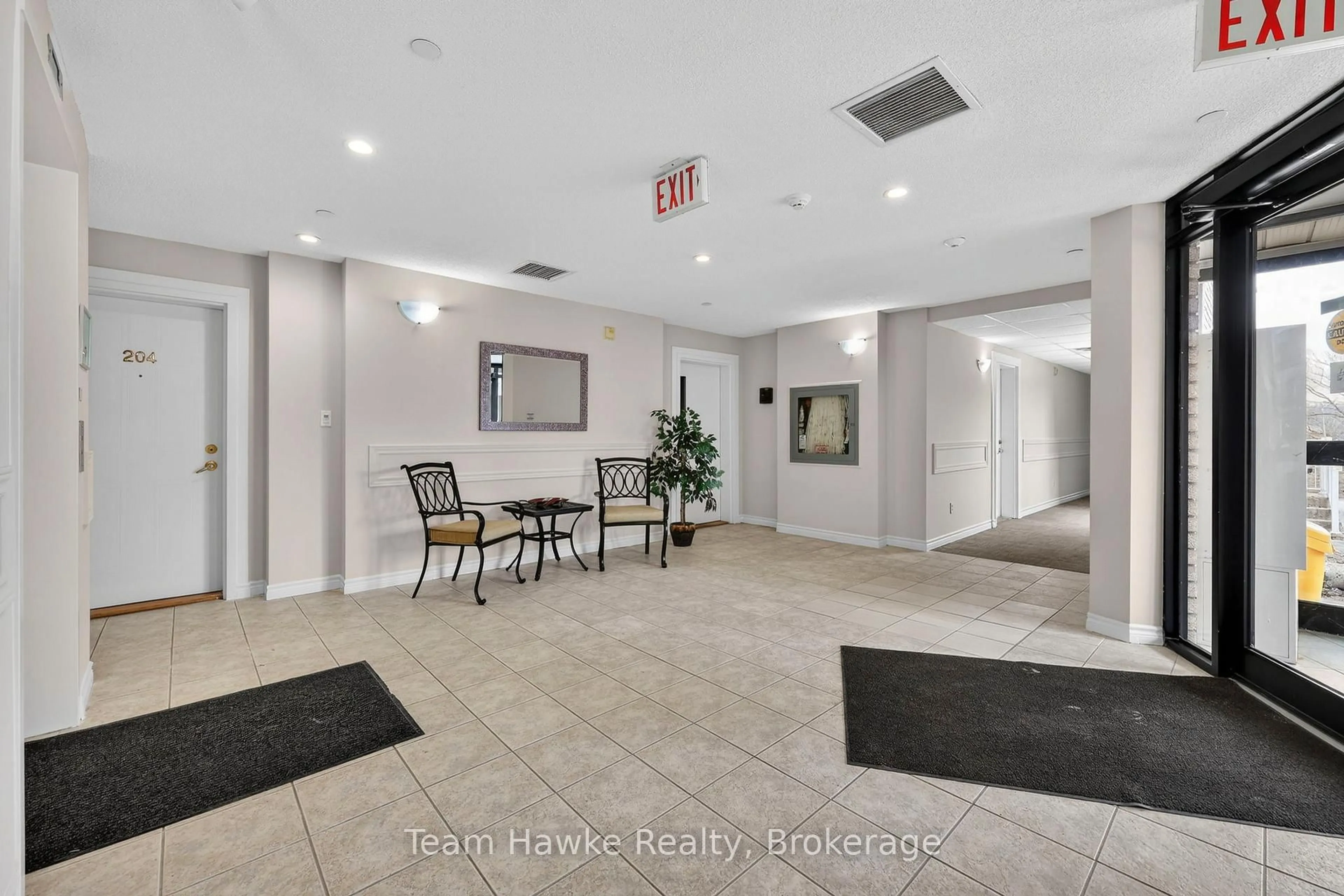 Unknown for 4 Beck Blvd #PH4, Penetanguishene Ontario L9M 2H3