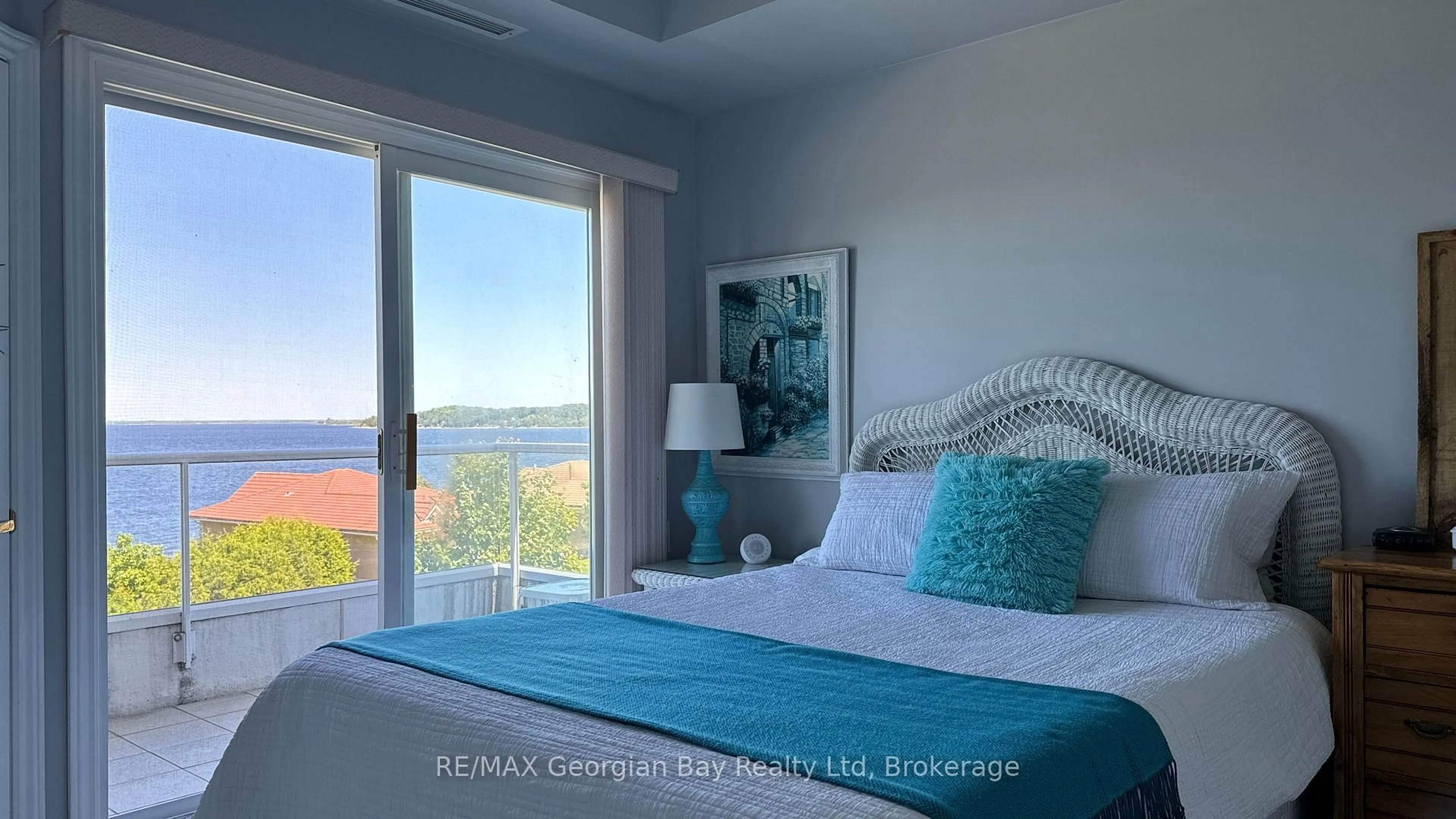 Bedroom with bed, unknown for 280 Aberdeen Blvd #415, Midland Ontario L4R 5N4