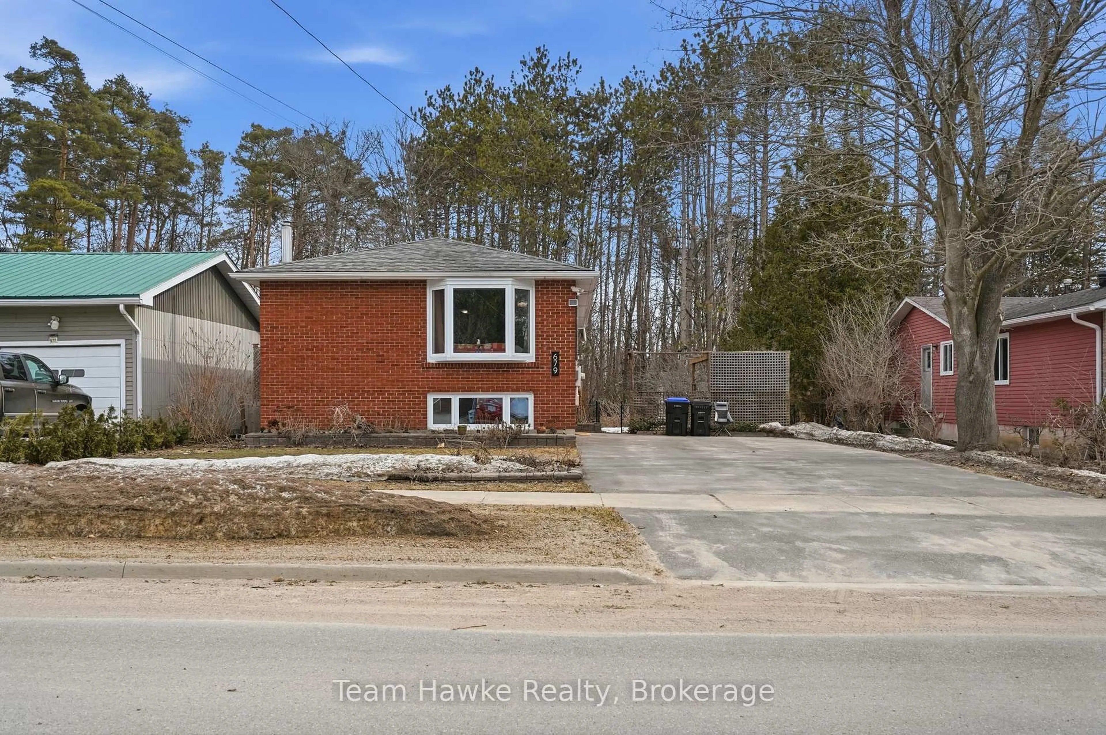Home with brick exterior material, street for 679 Simcoe Ave, Tay Ontario L0K 1R0