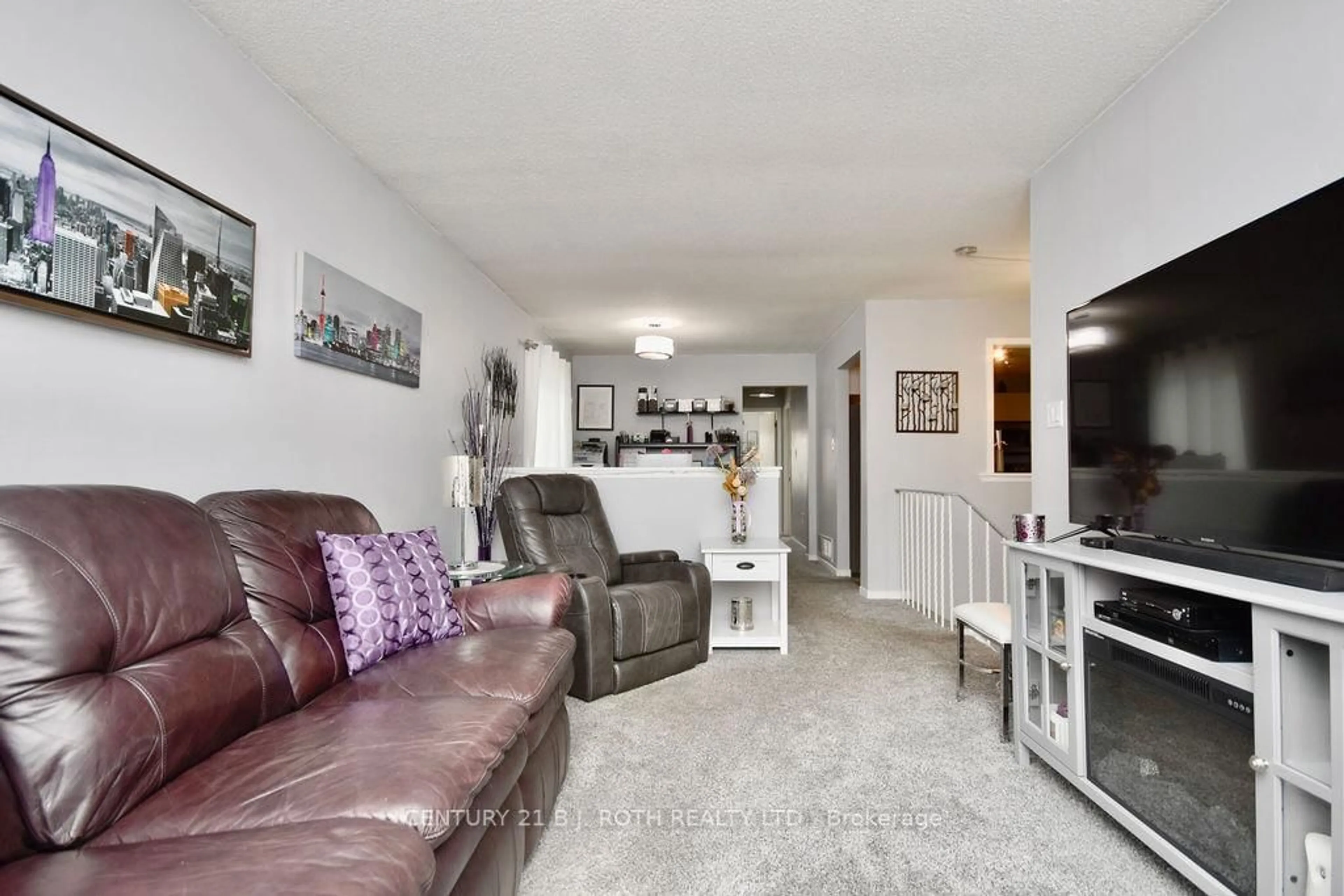 Living room with furniture, unknown for 47 D'ambrosio Dr, Barrie Ontario L4N 6V6