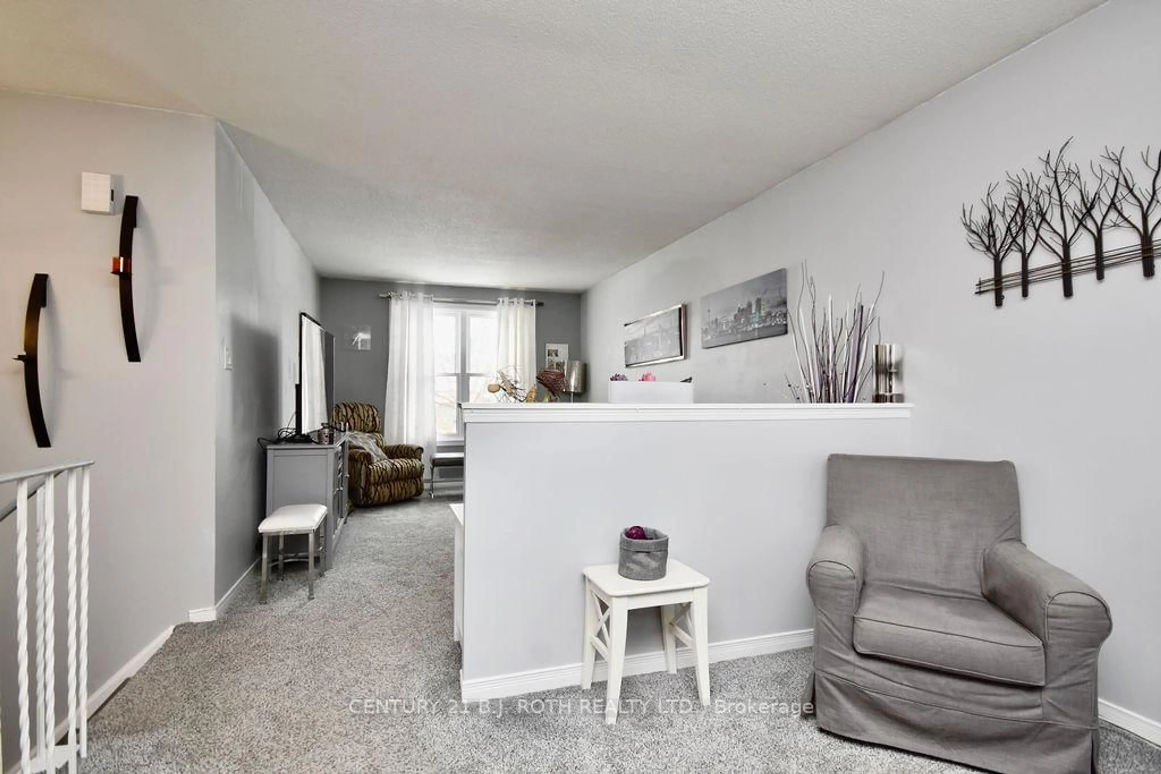 Living room with furniture, unknown for 47 D'ambrosio Dr, Barrie Ontario L4N 6V6