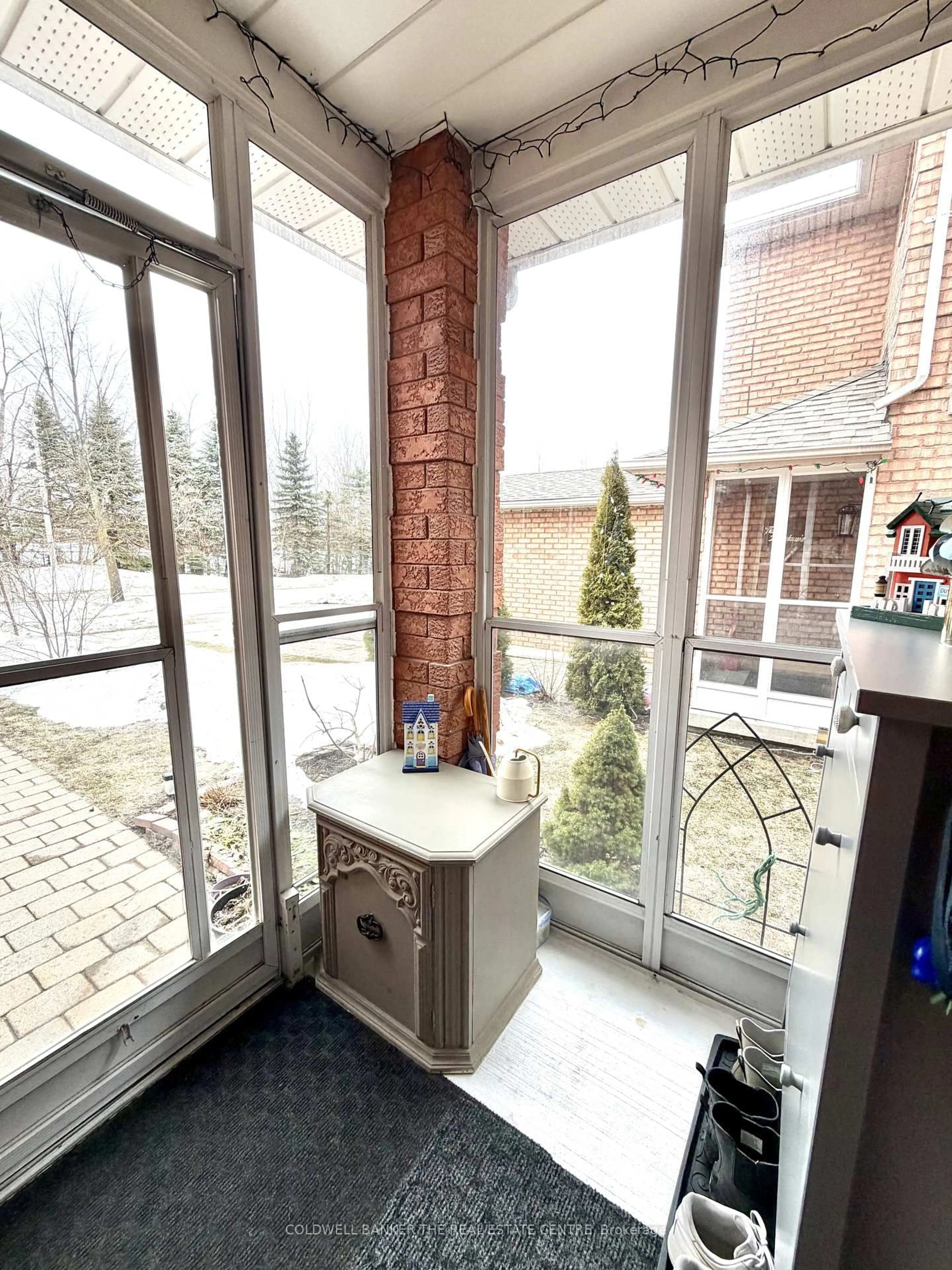 Unknown for 90 Bruce Cres, Barrie Ontario L4N 8P4