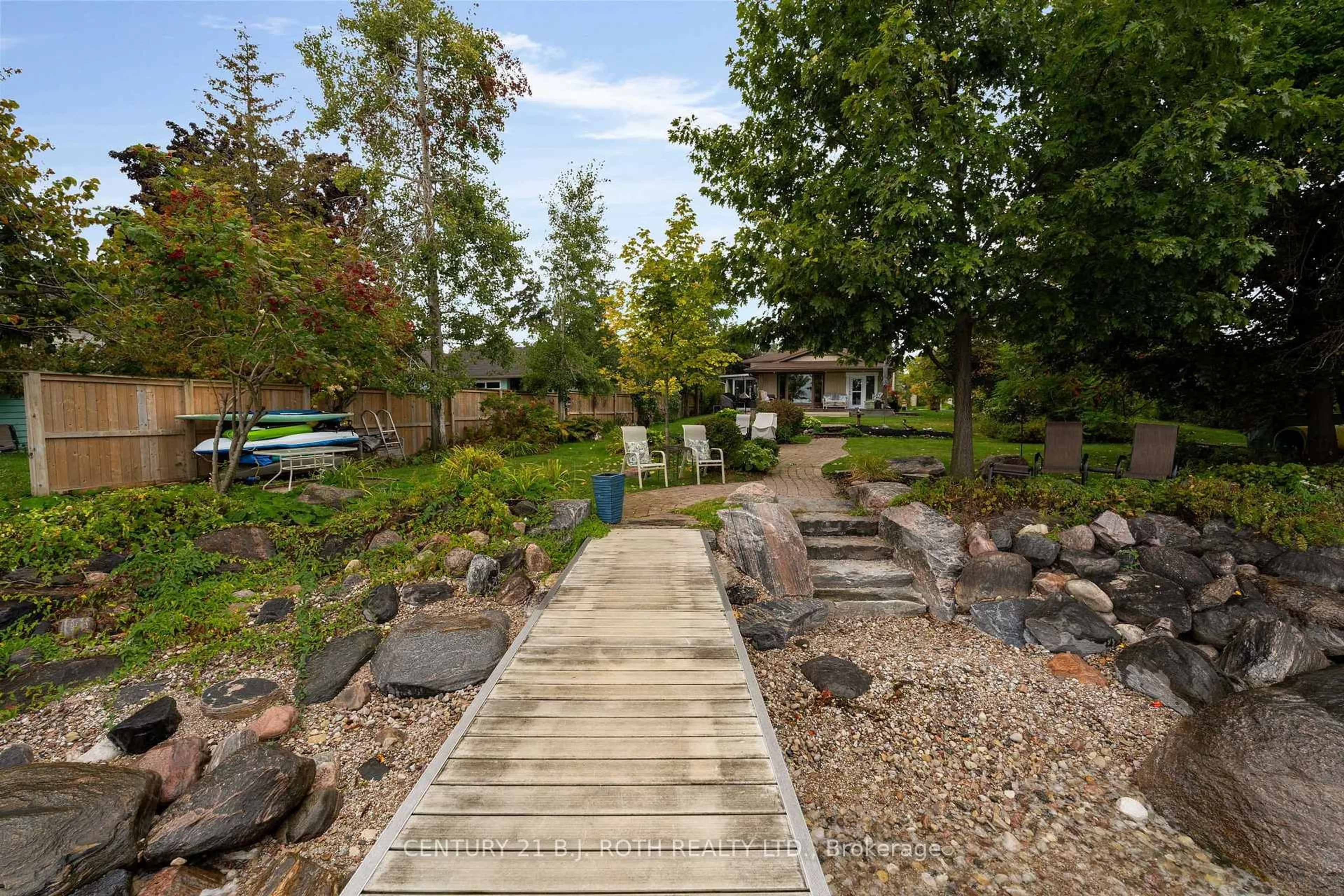 Patio, street for 31 O'Connell Lane, Oro-Medonte Ontario L0L 2E0