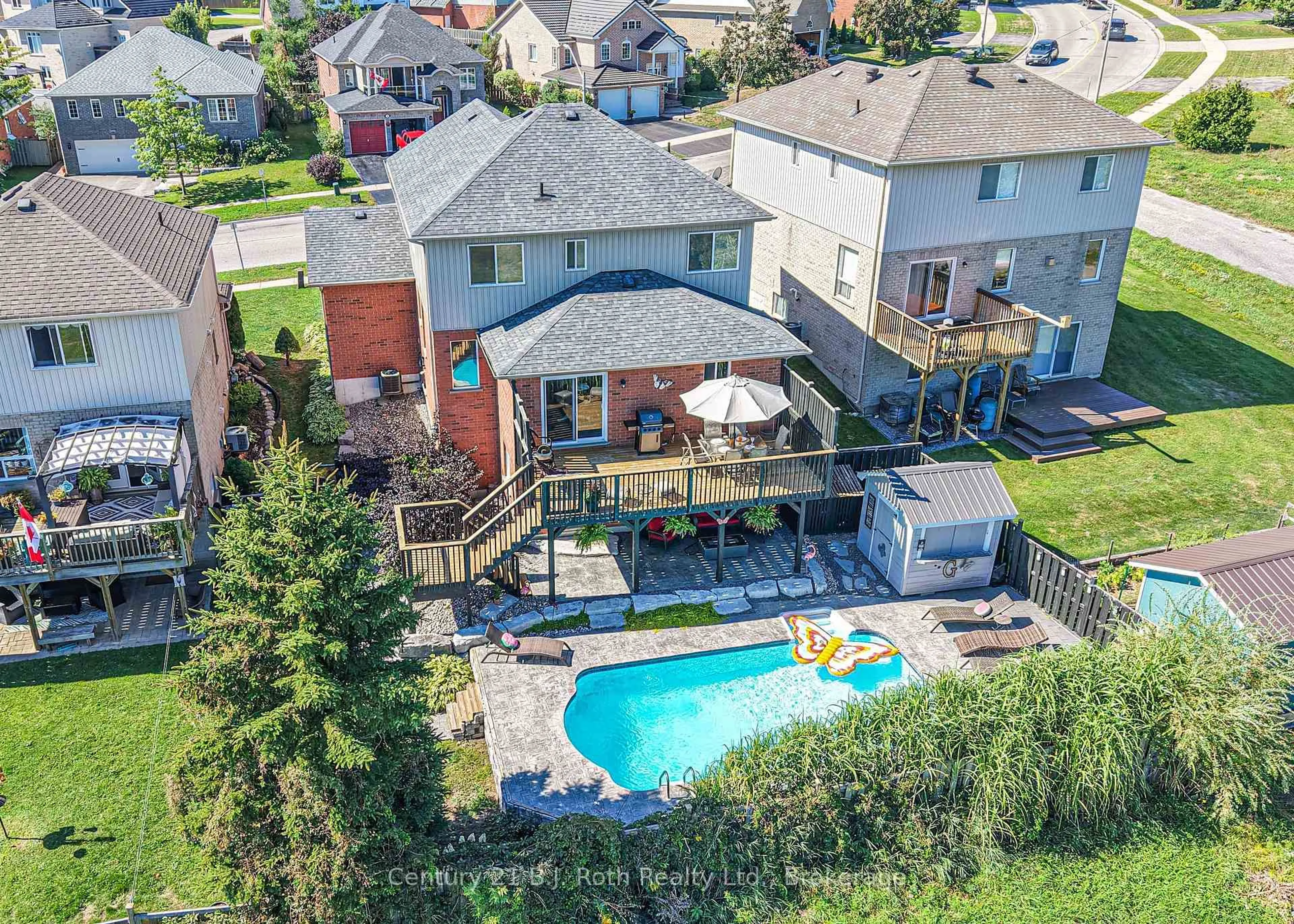 A pic from outside/outdoor area/front of a property/back of a property/a pic from drone, unknown for 3188 Bass Lake Sdrd, Orillia Ontario L3V 7Y5