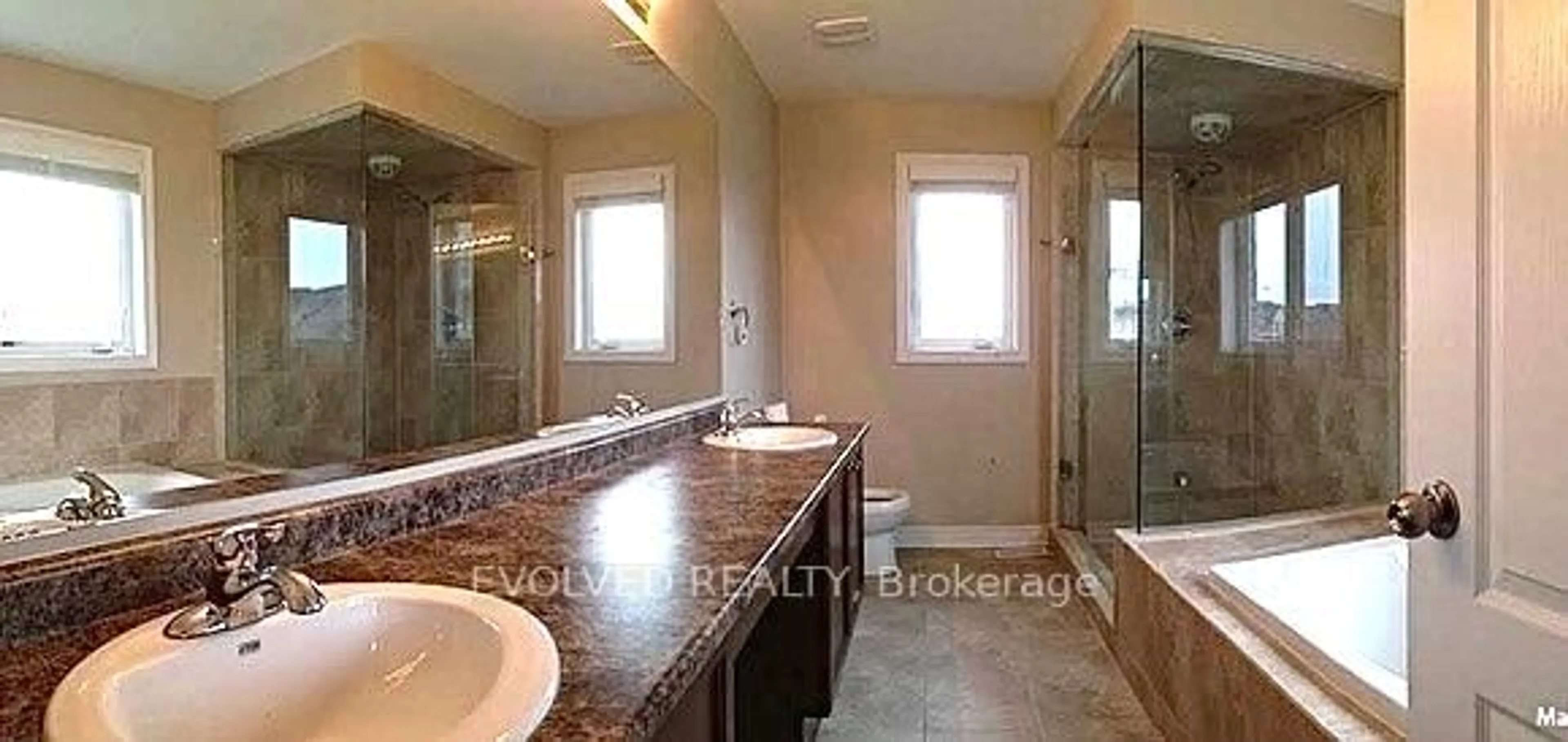 Contemporary bathroom, ceramic/tile floor for 263 Kozlov St, Barrie Ontario L4N 6R7