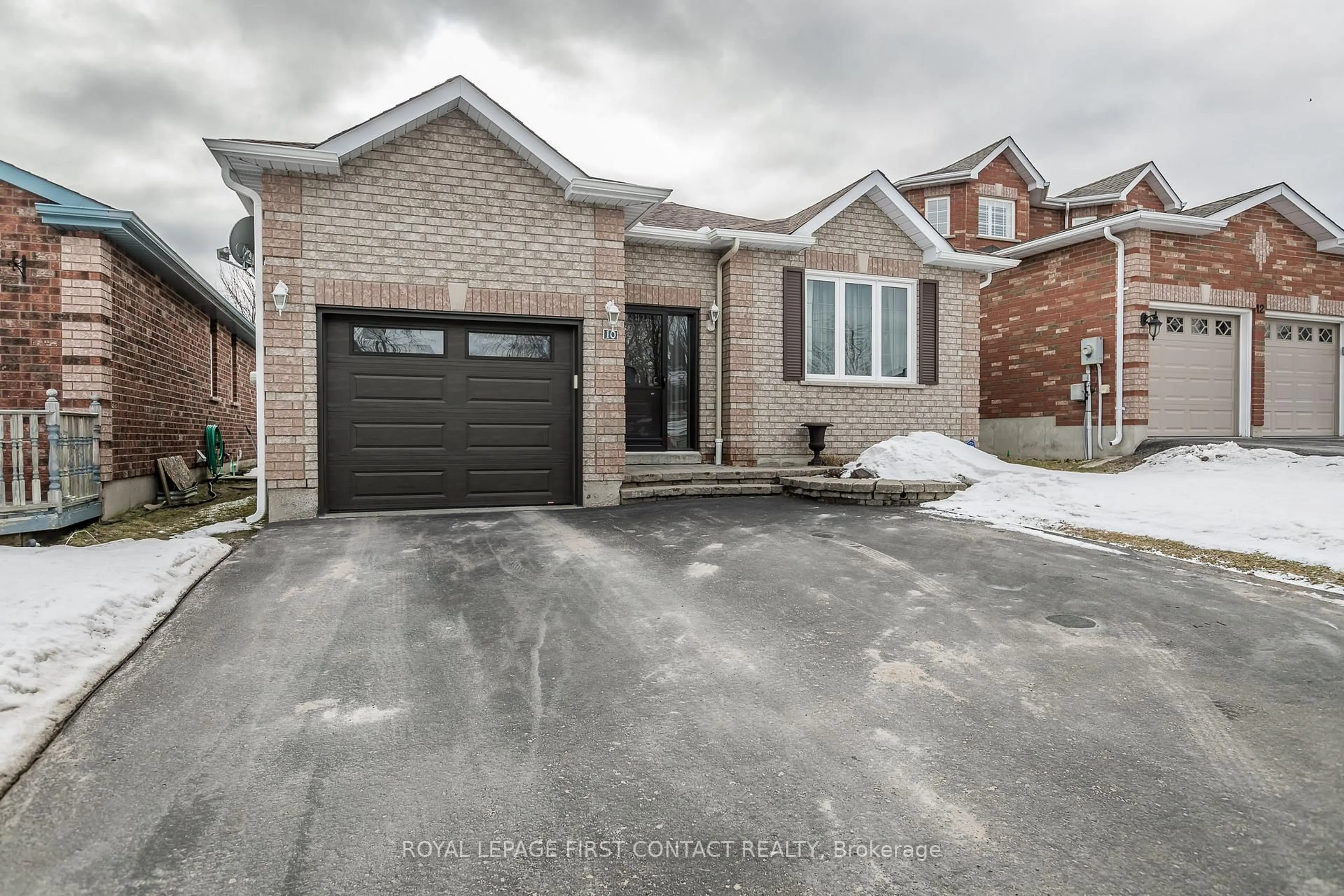 Home with brick exterior material, street for 10 Wismer Ave, Barrie Ontario L4N 7X8