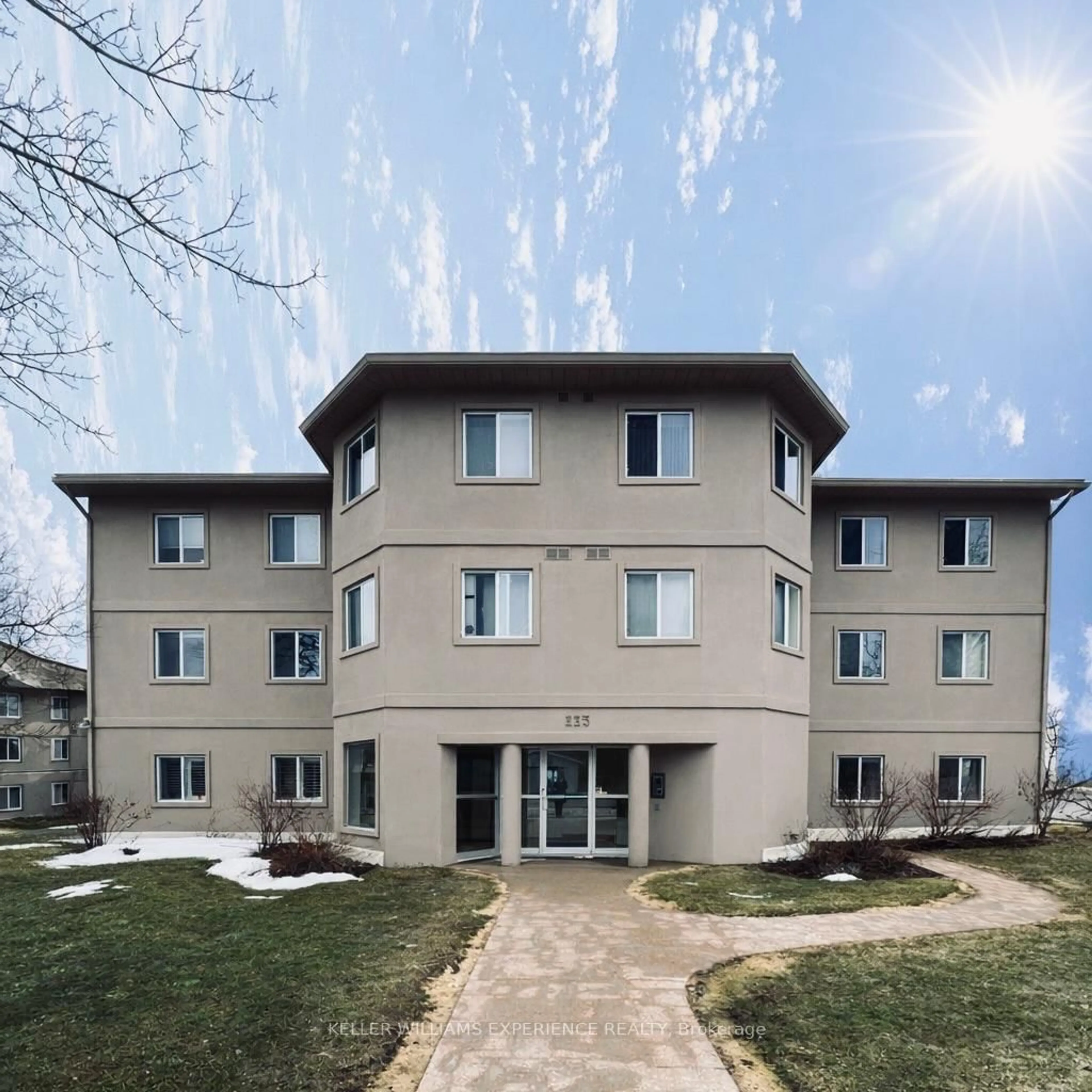 Unknown for 115 Bond St #101, Orillia Ontario L3V 1J7