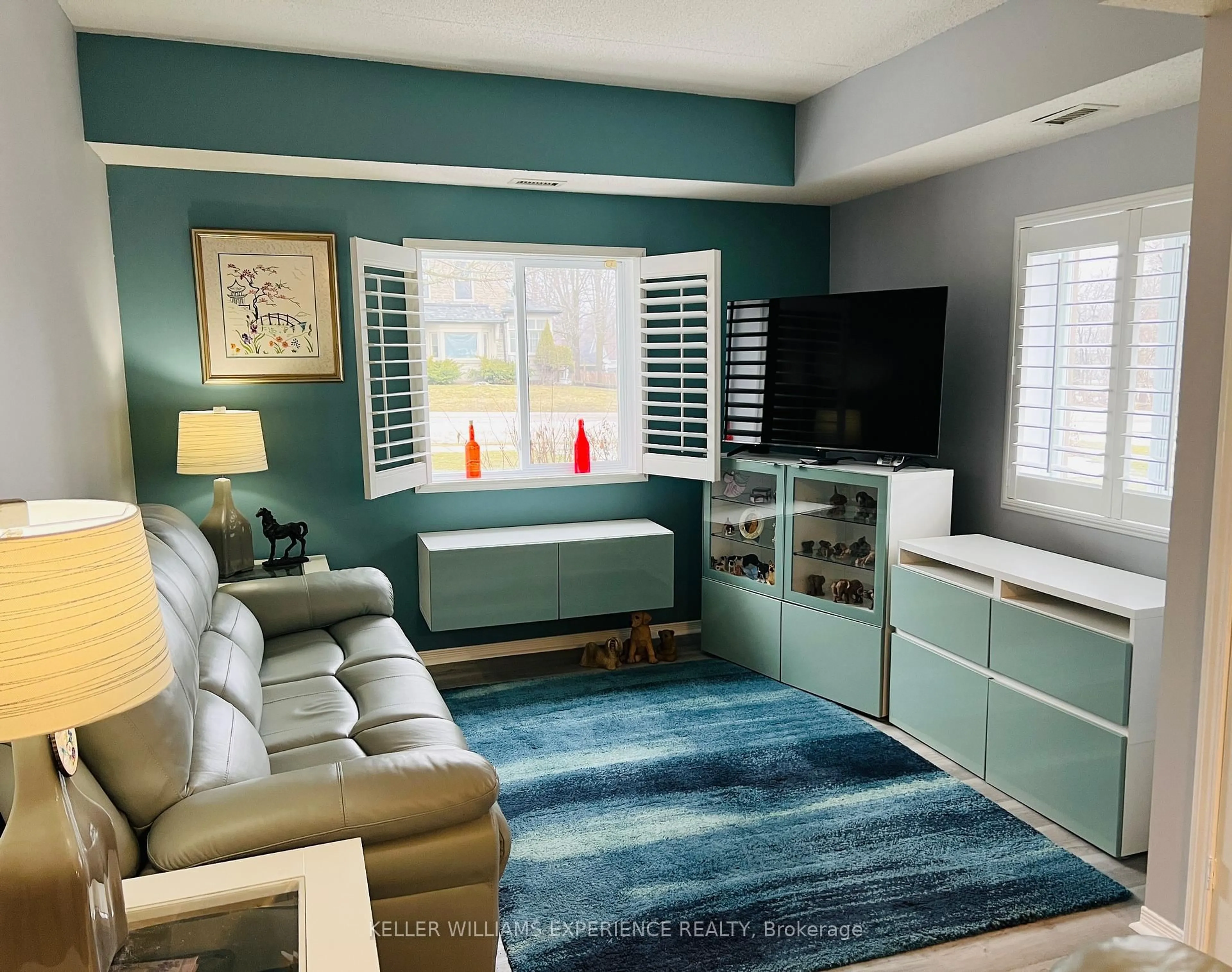 Living room with furniture, unknown for 115 Bond St #101, Orillia Ontario L3V 1J7