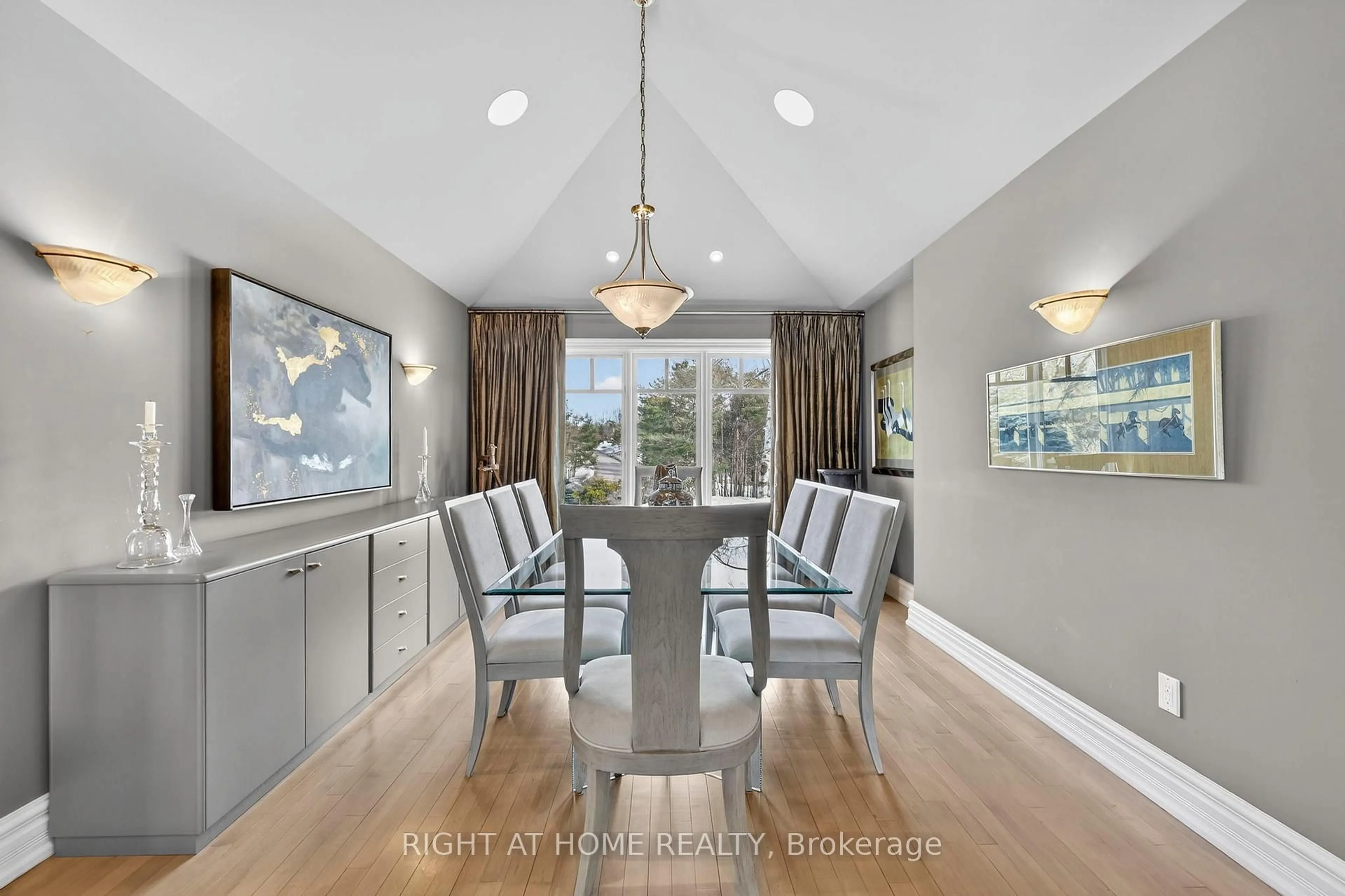 Dining room, unknown for 13 Alpine Way, Oro-Medonte Ontario L0L 2L0