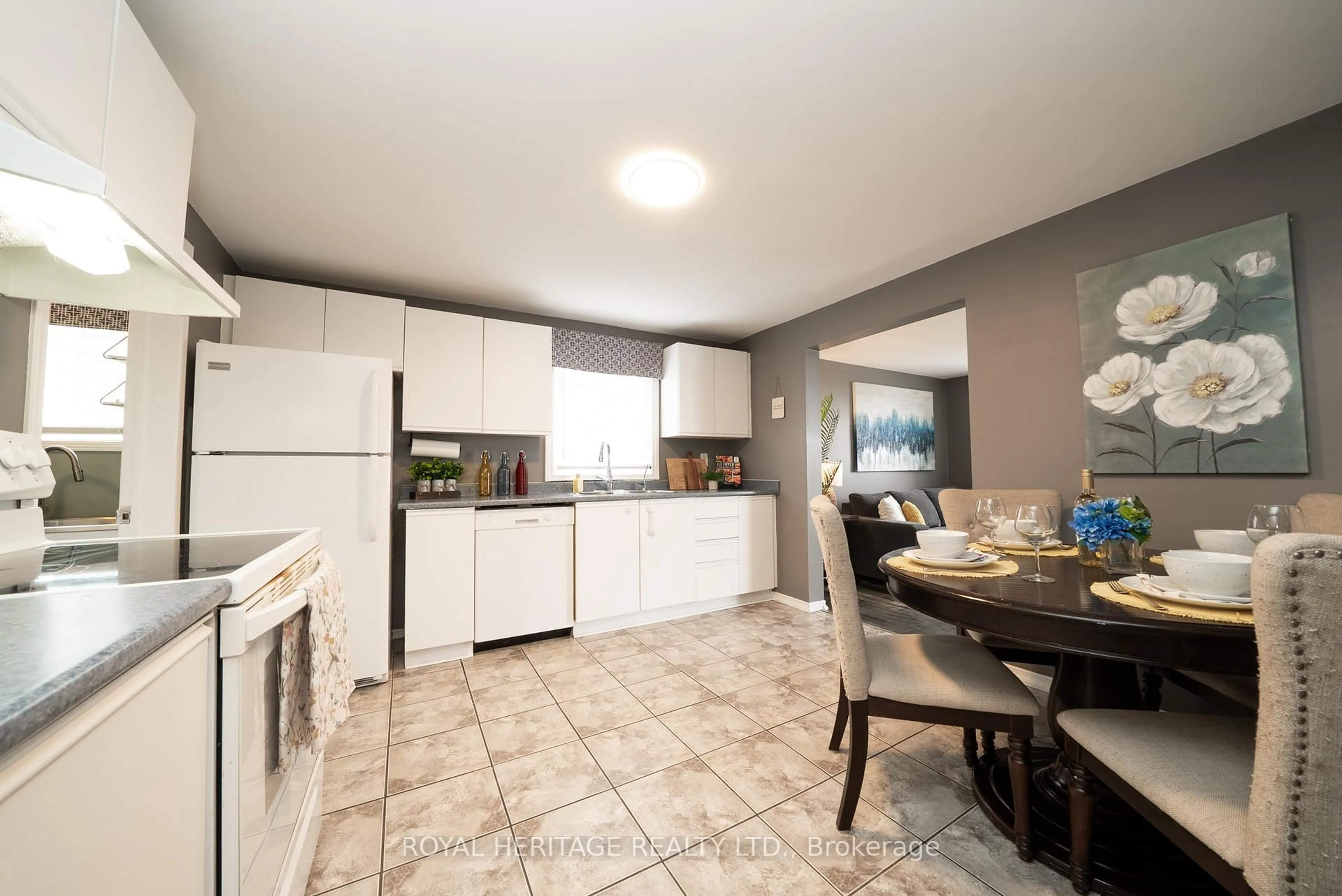 Unknown for 49 Browning Tr, Barrie Ontario L4N 5A5