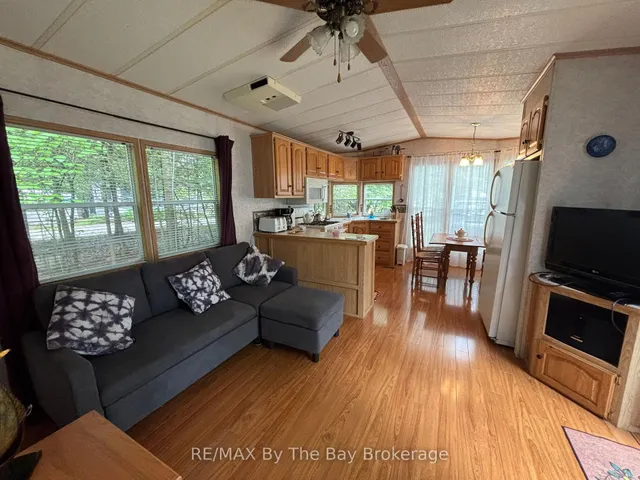 85 Theme Park Dr #G4, Wasaga Beach 3