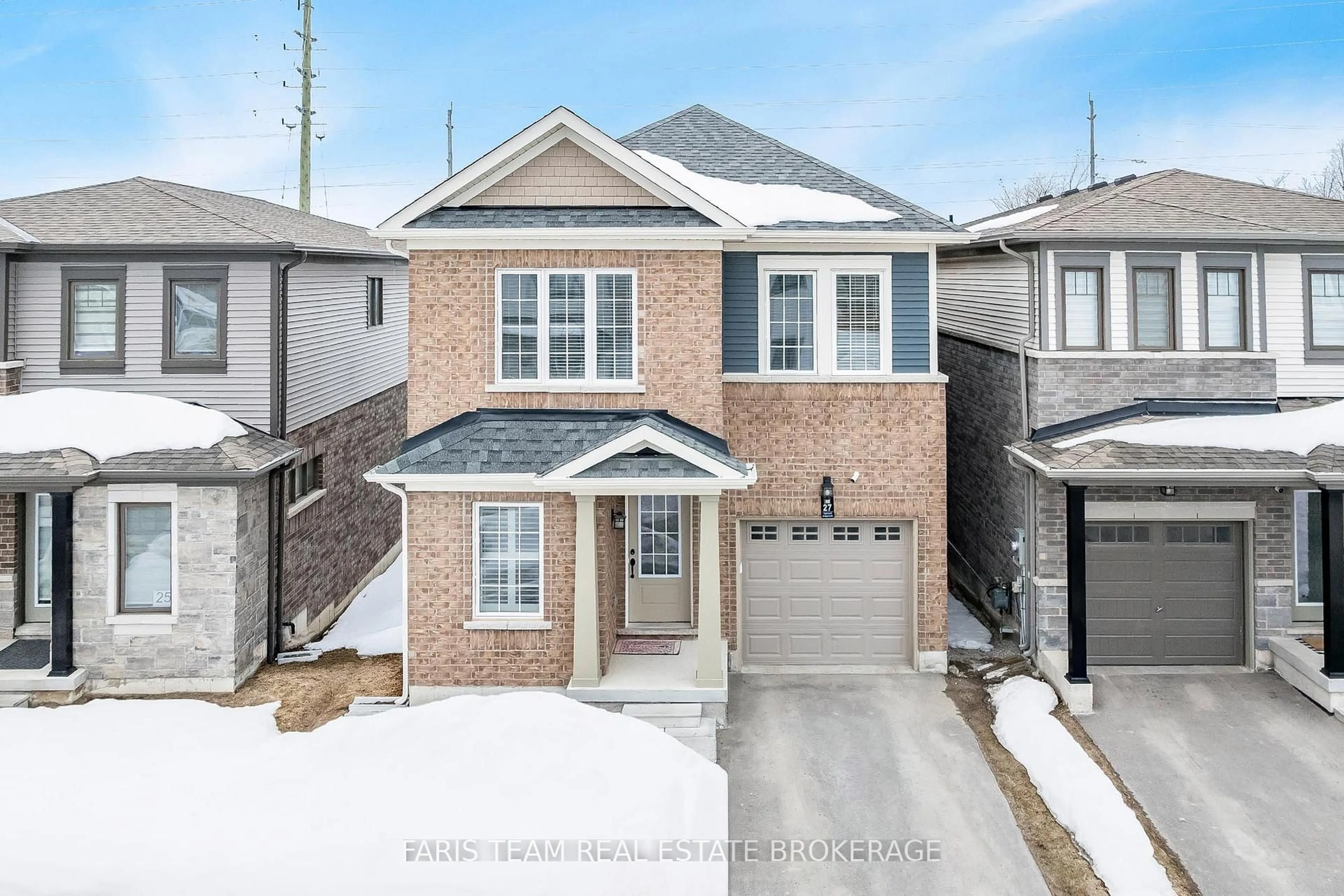 Home with brick exterior material, street for 27 Harvest Cres, Barrie Ontario L9J 0T3