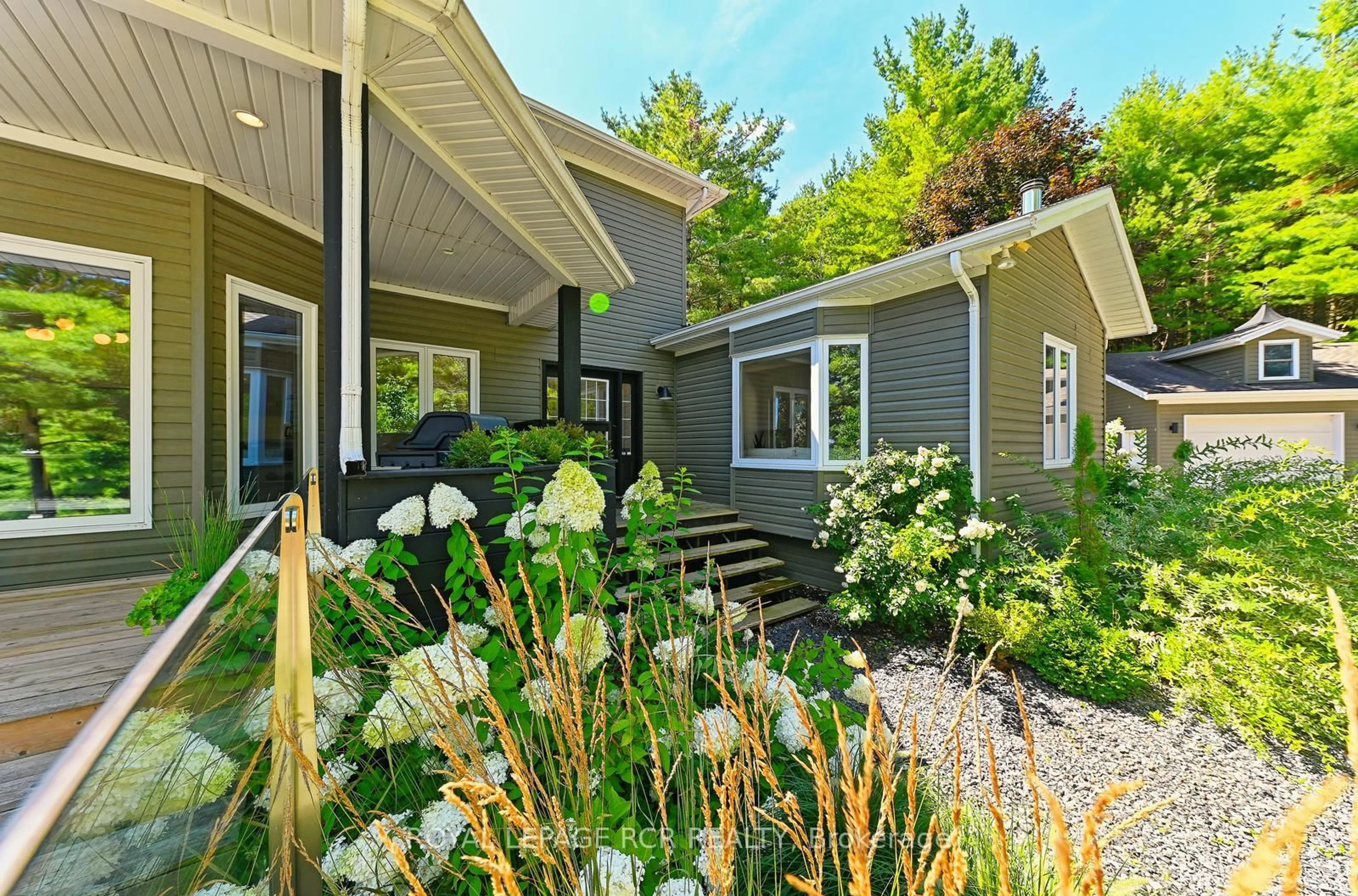 Patio, street for 1614 Nottawasaga Concession Rd 10, Clearview Ontario N0C 1M0