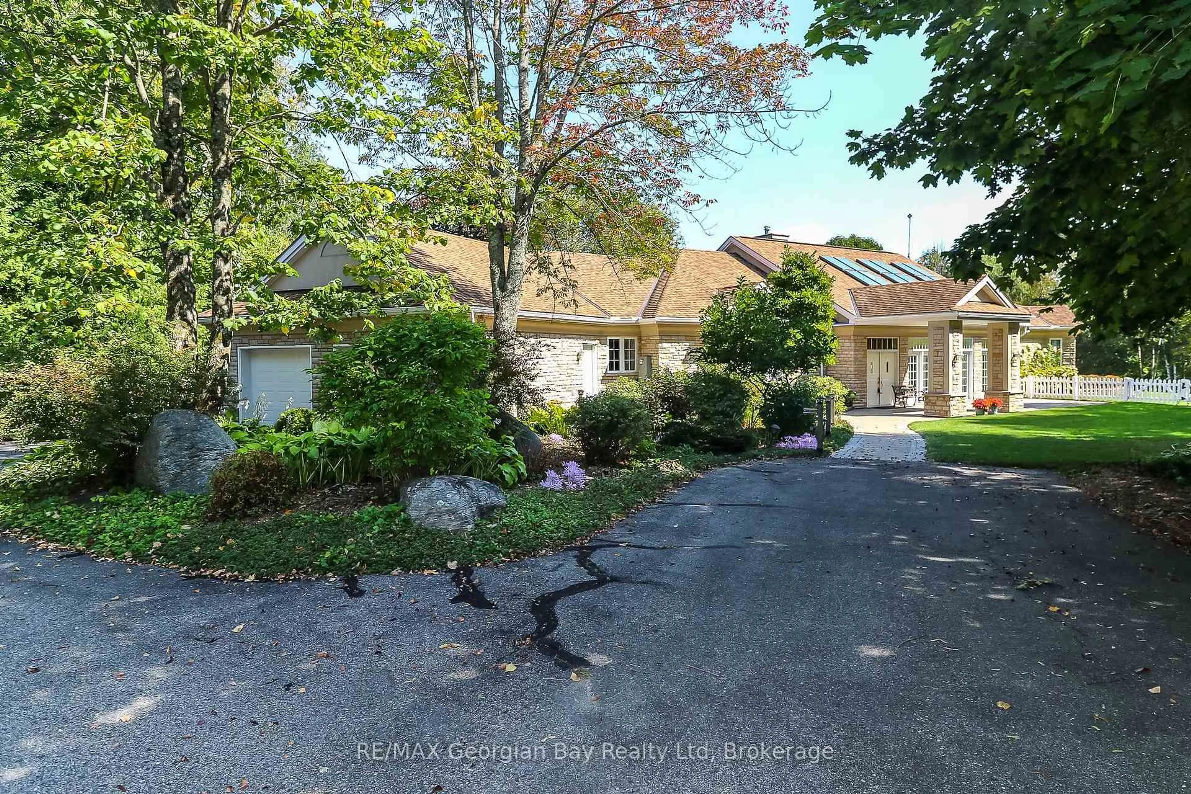 A pic from outside/outdoor area/front of a property/back of a property/a pic from drone, street for 326 BLUEBERRY MARSH Rd, Oro-Medonte Ontario L4R 4K3