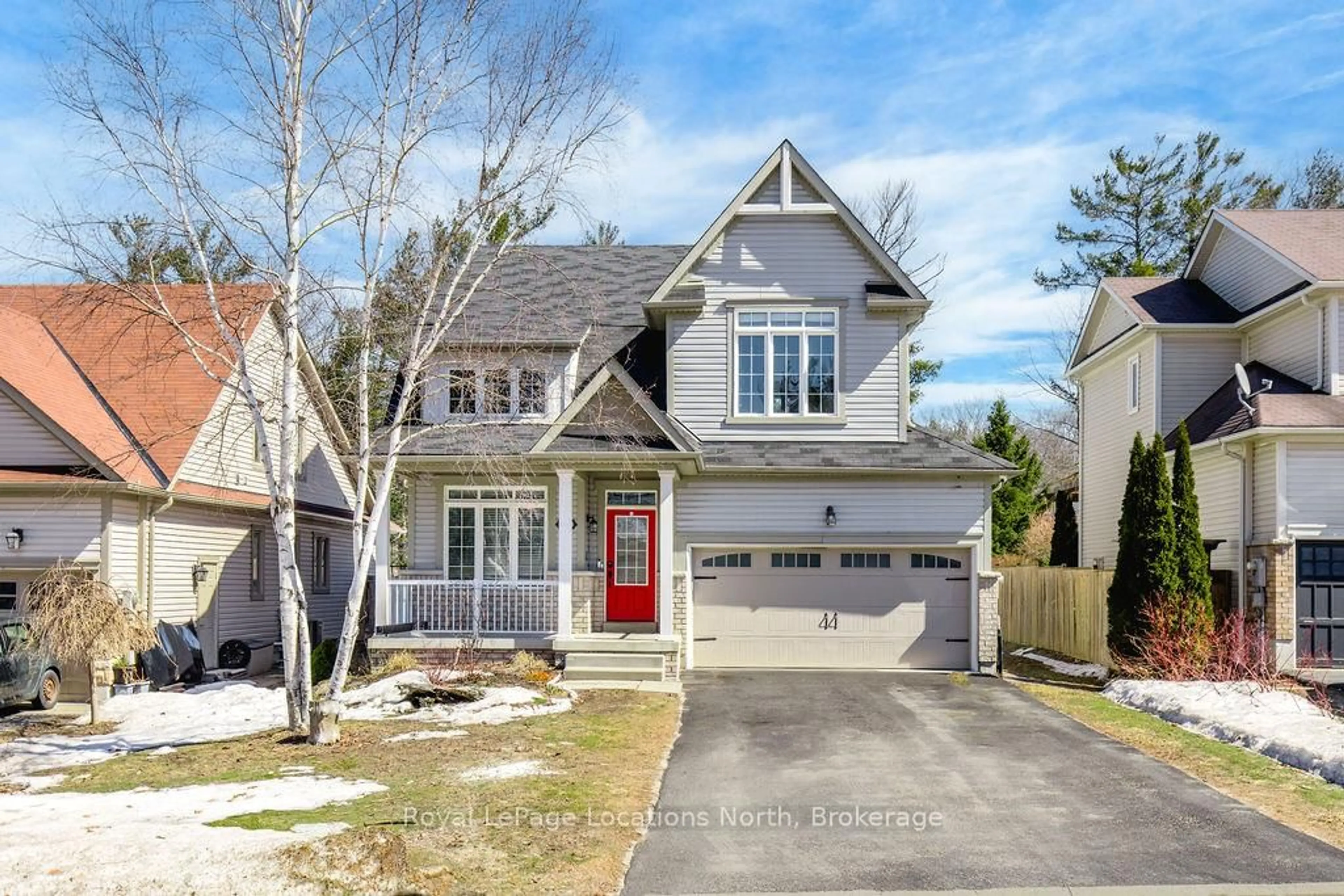 Home with brick exterior material, street for 11 CHRISTY Dr, Wasaga Beach Ontario L9Z 1S7