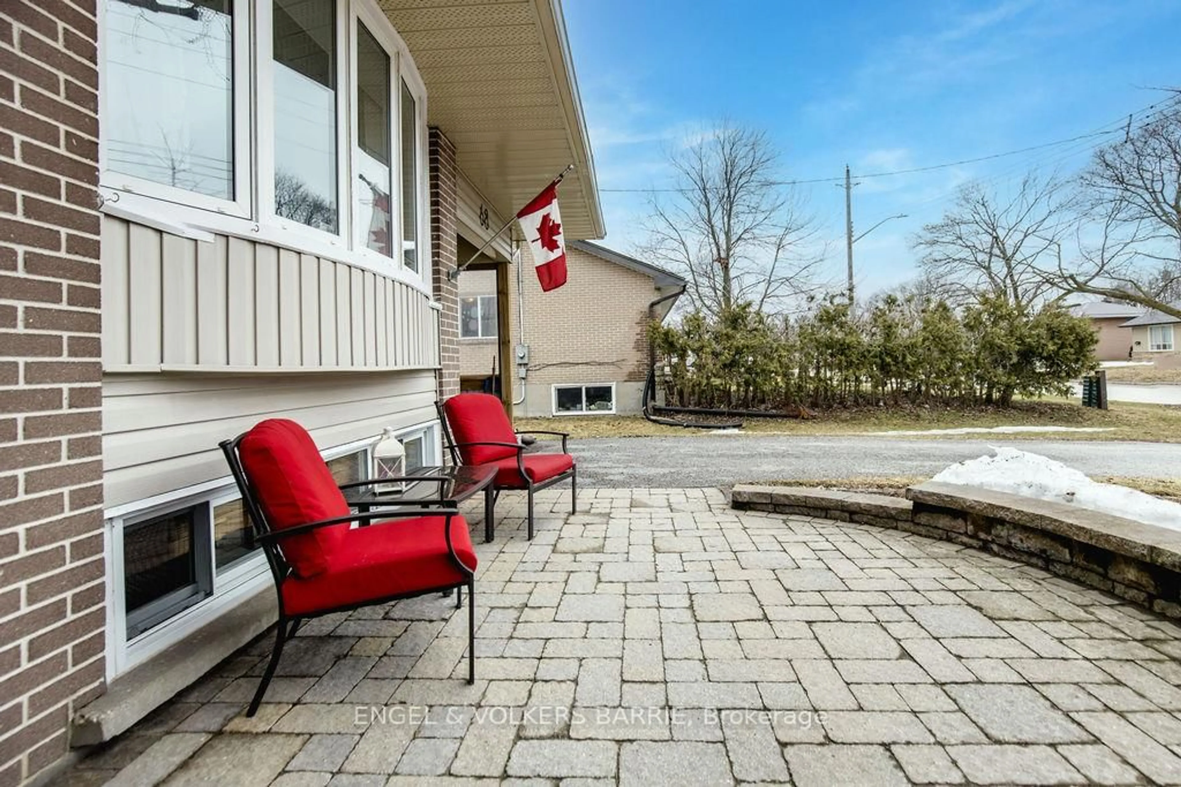 Patio, water/lake/river/ocean view for 68 Ottaway Ave, Barrie Ontario L4M 2X2