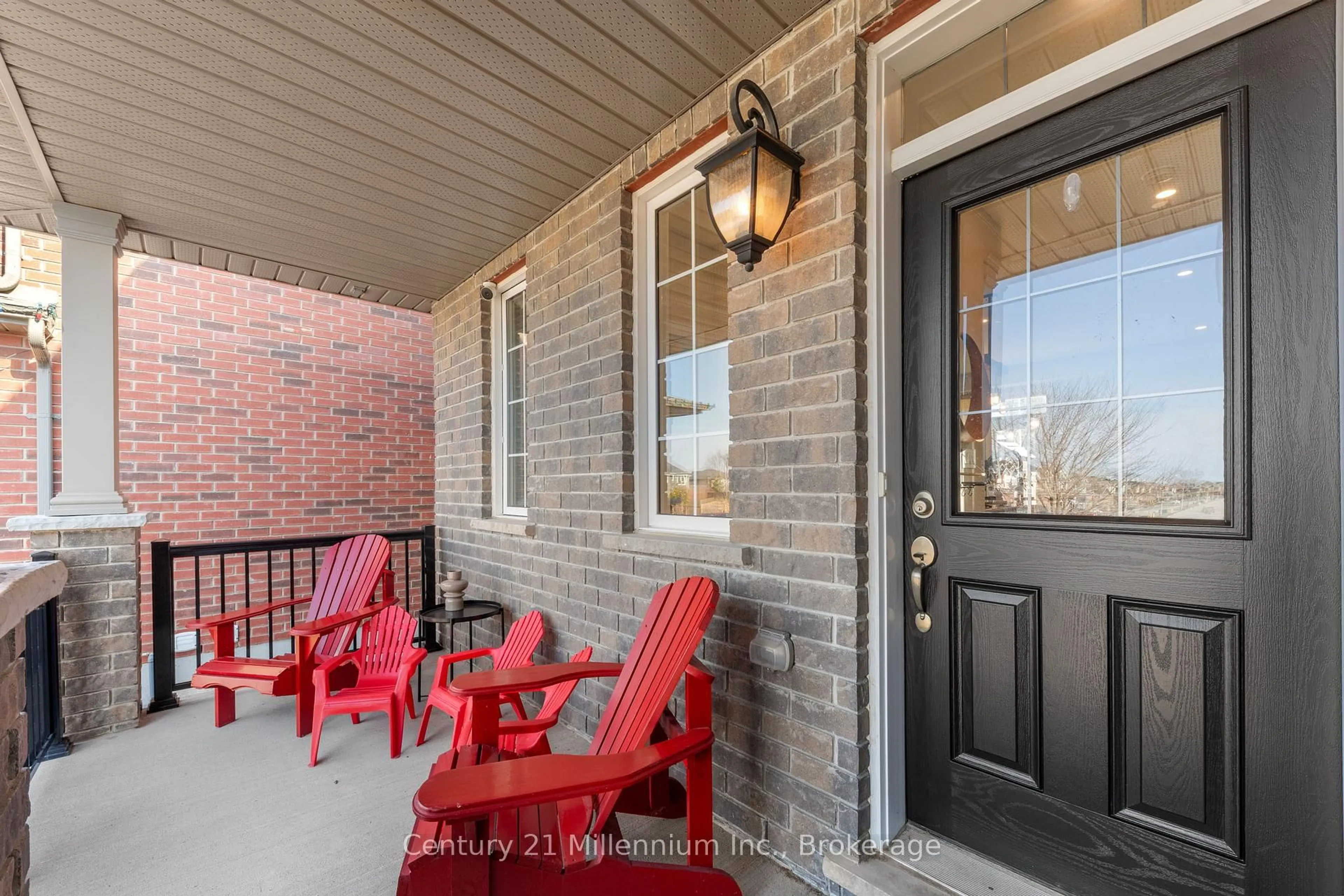 Indoor entryway for 103 Lockerbie Cres, Collingwood Ontario L9Y 0Y8